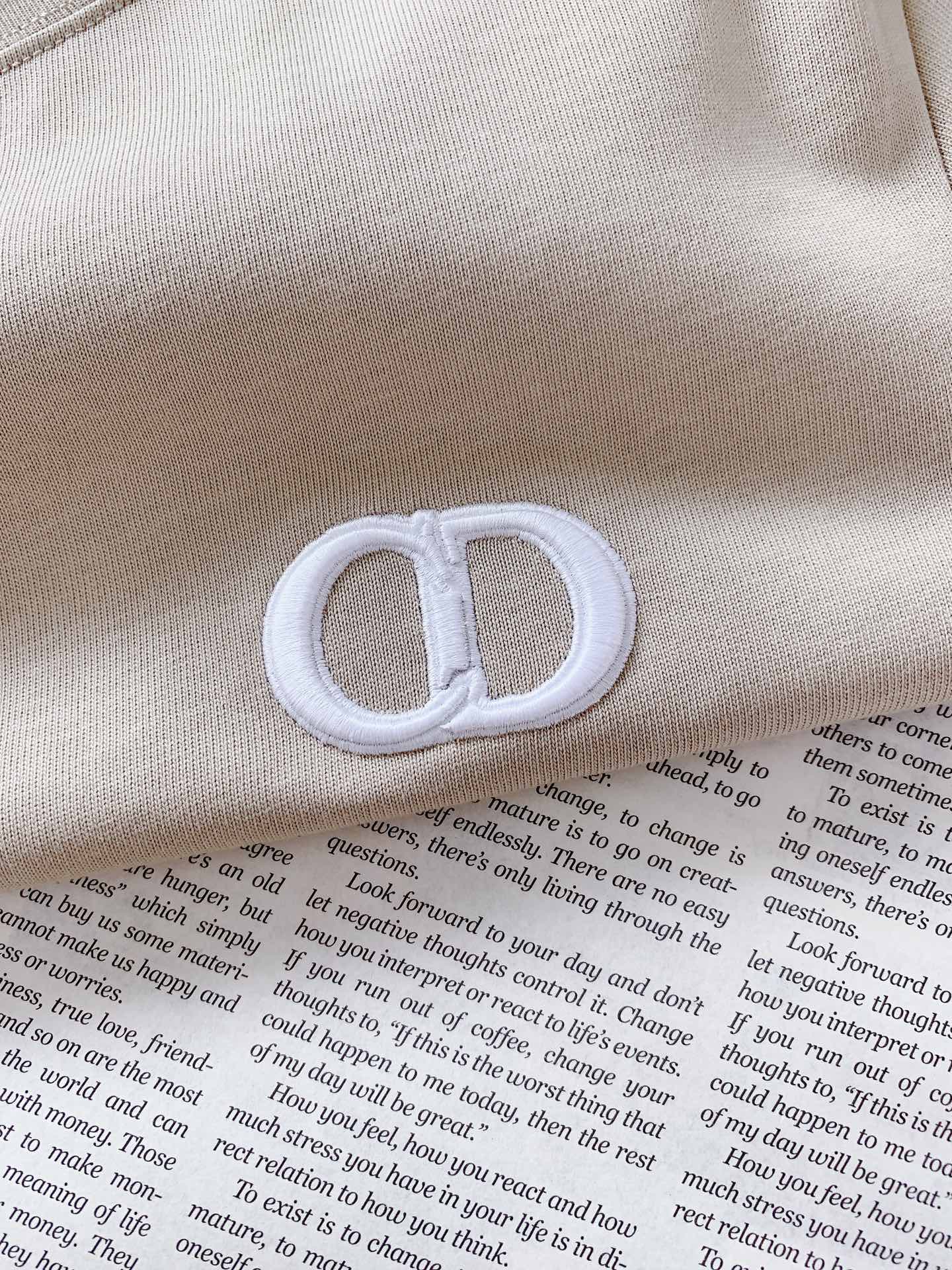 Dior Homme CD Icon Embroidered T-Shirt High-Grade Cotton Casual Top 6 i1741872855 2695 8