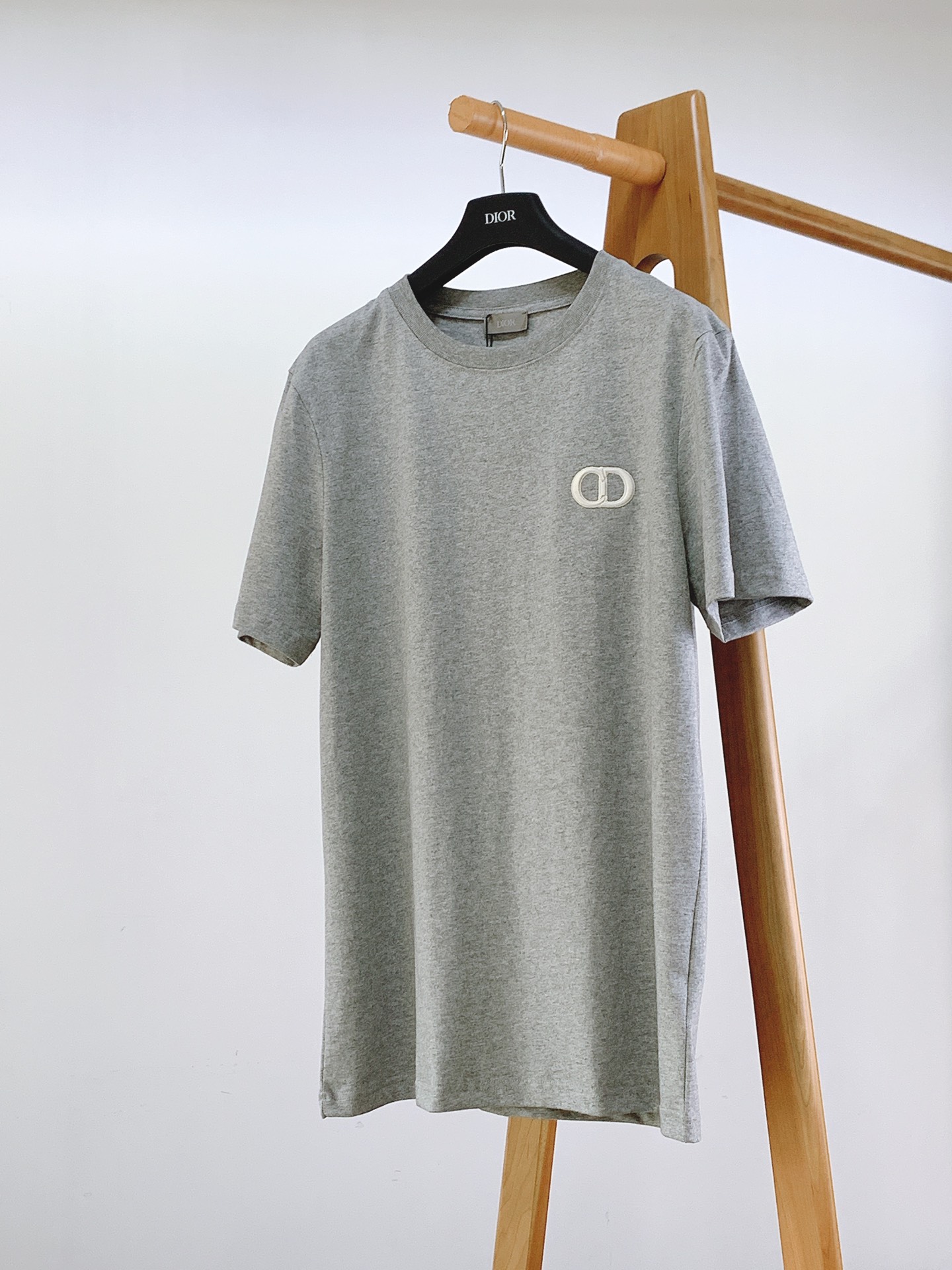 Dior Homme Classic CD Icon Embroidery T-Shirt Short Sleeve Top 2 i1741872900 7490 4