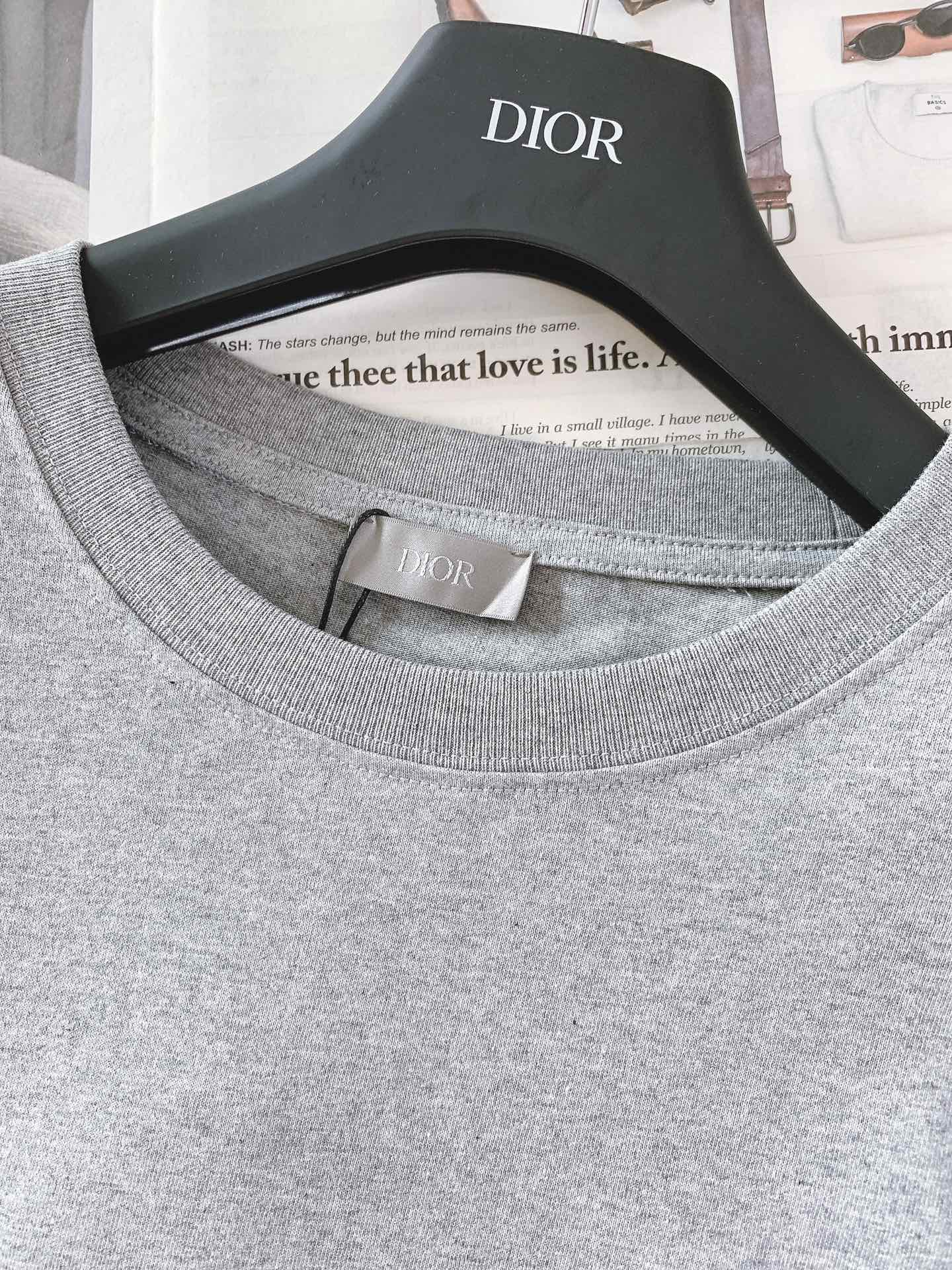 Dior Homme Classic CD Icon Embroidery T-Shirt Short Sleeve Top 4 i1741872901 4240 8