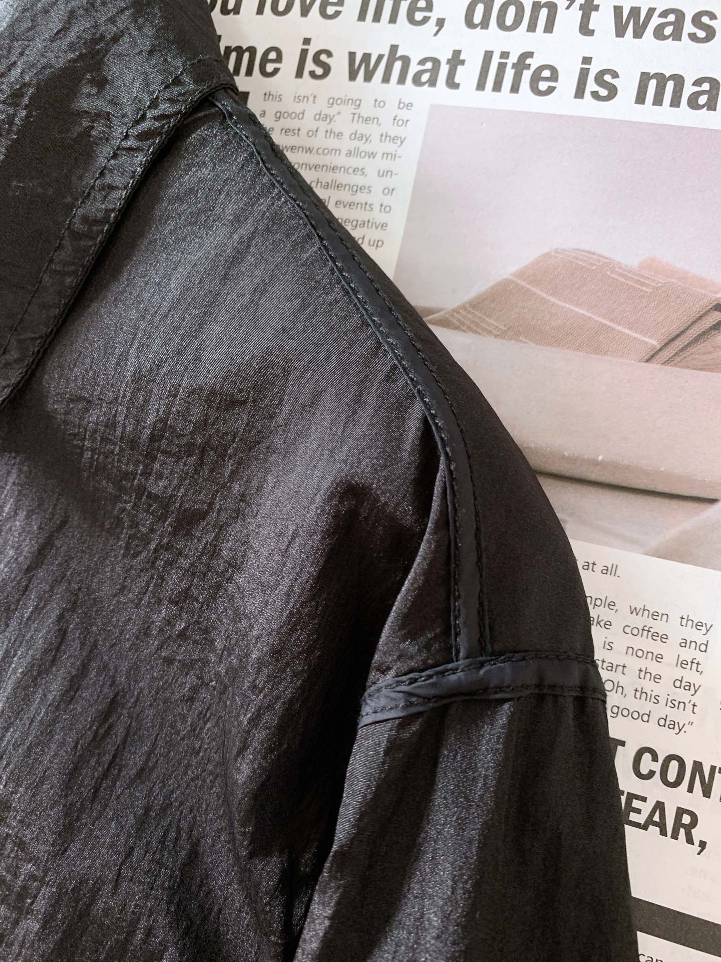 
Stone Island 石头岛  新款Nylon Meta 系列金属尼龙臂章袖标长袖拉链胸带夹克防晒