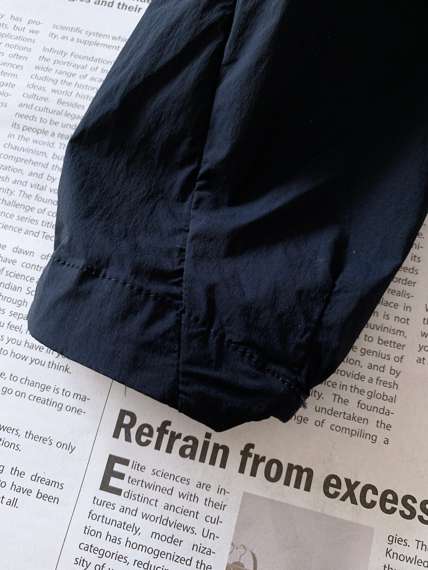 DESCENTE 迪桑特 2025SS春夏新品
科技面料户外必备防紫外线高强弹力皮肤外套。 !
区