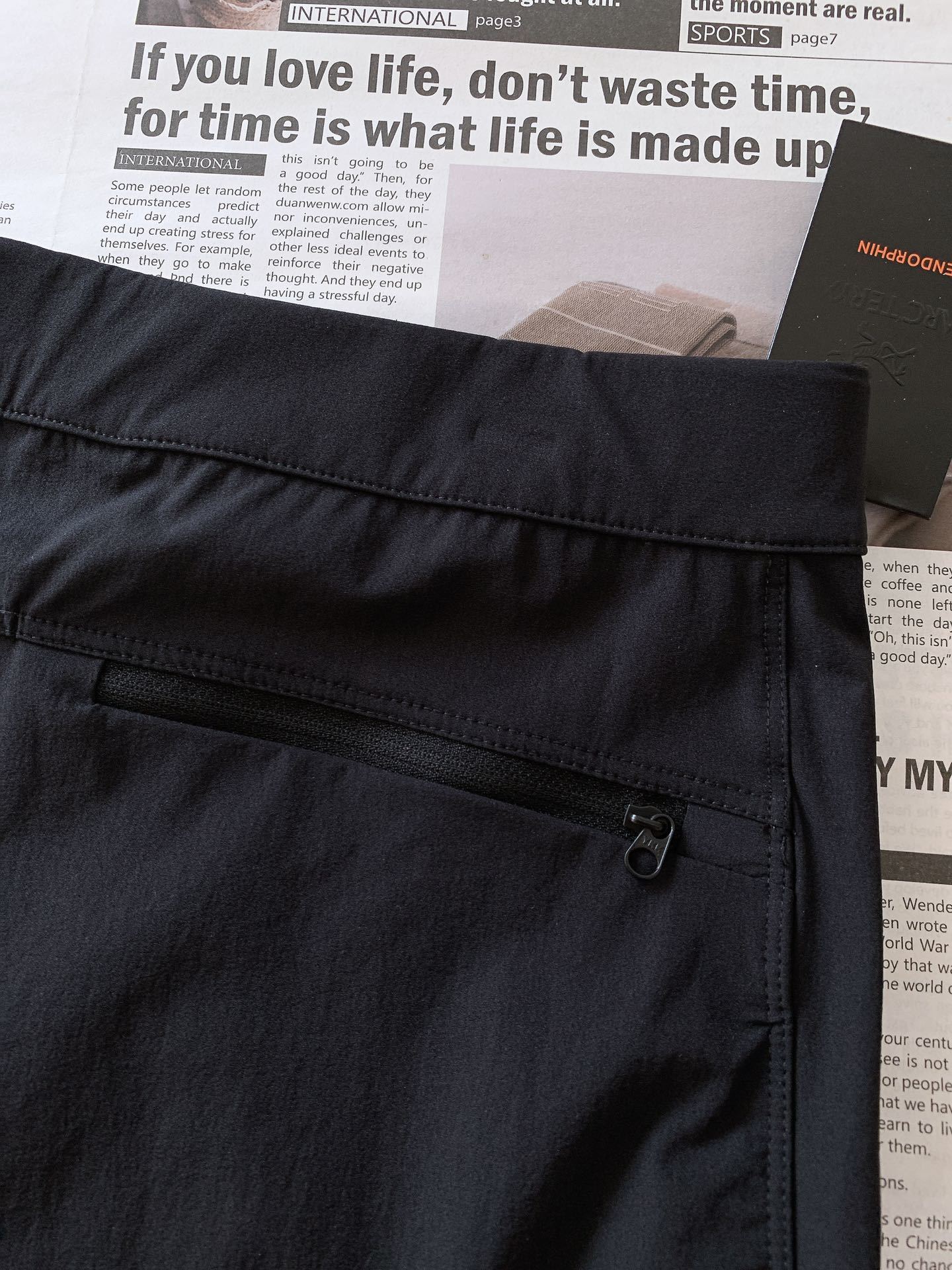 ARCTERYX 始祖鸟 新品工装速干短裤🩳
爆款来袭!今年最有特色顶级速干短裤,上身效果特别棒,一洗