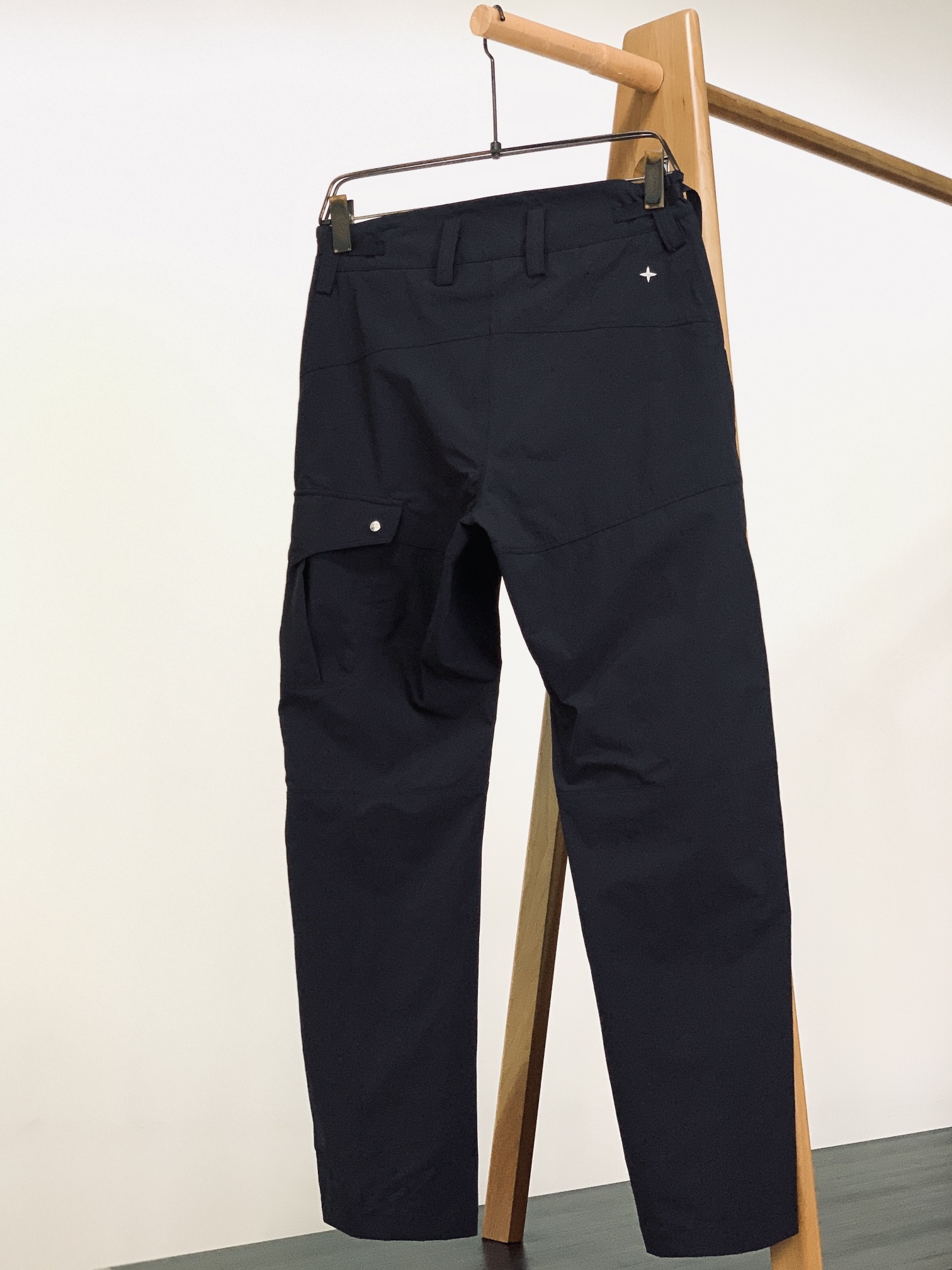 Stone Island 石头岛 2025SS春夏新品
为了更完美的贴合和舒适….内里质感工艺 都必须