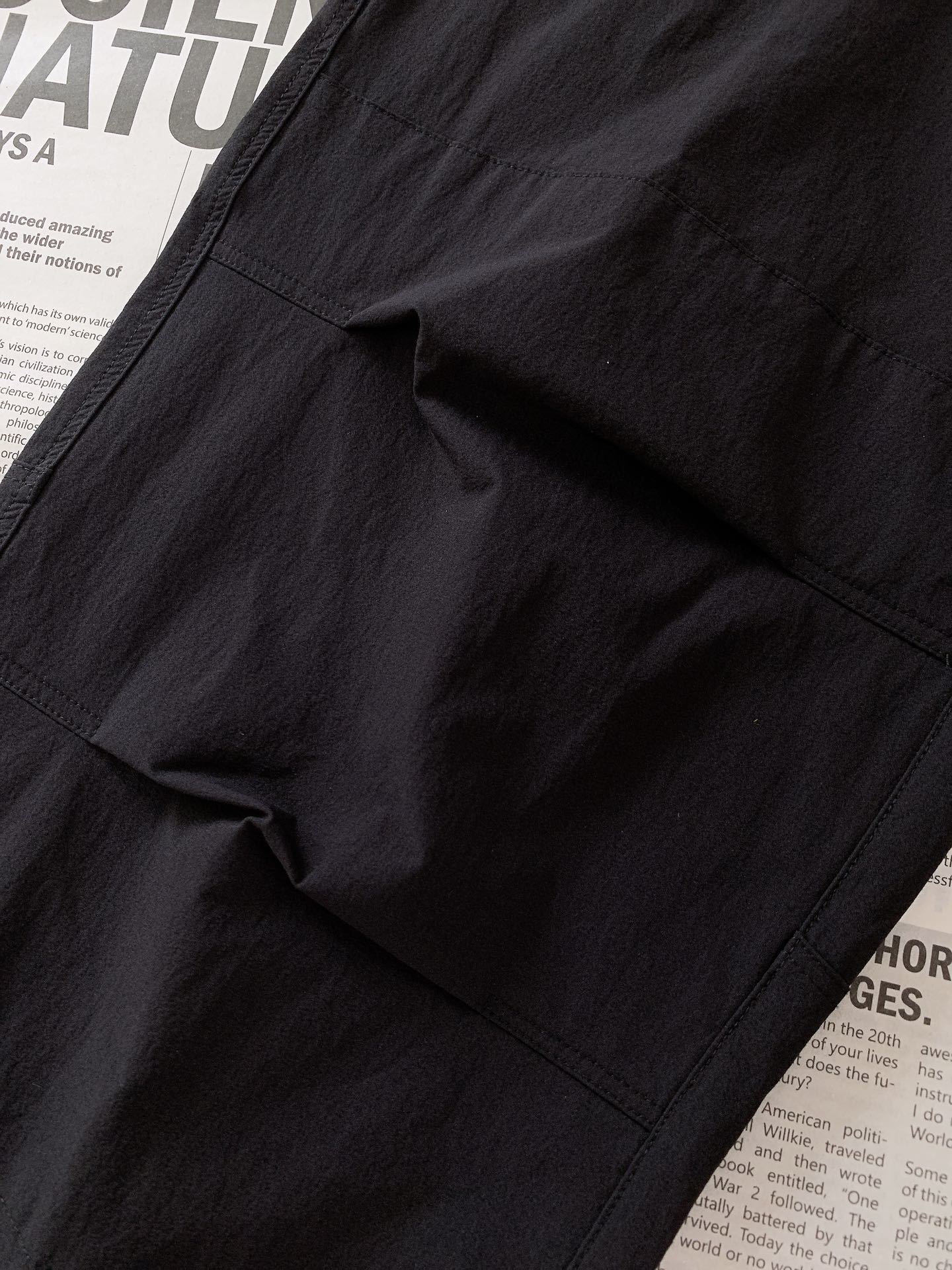 Stone Island 石头岛 2025SS春夏新品
为了更完美的贴合和舒适….内里质感工艺 都必须