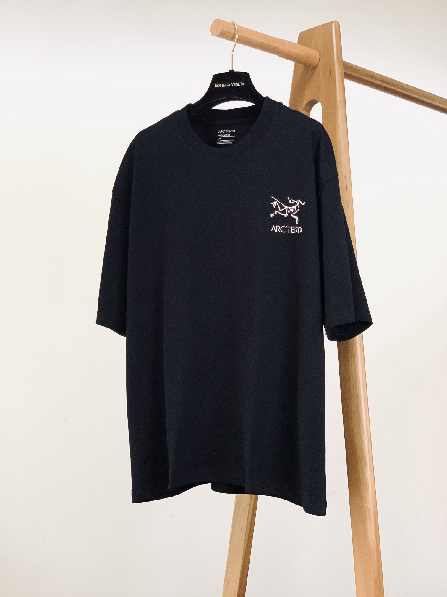 ARCTERYX 始祖鸟 2025SS春夏新品
印花短袖T恤 男女同款!!
解锁户外时尚新姿势
背后