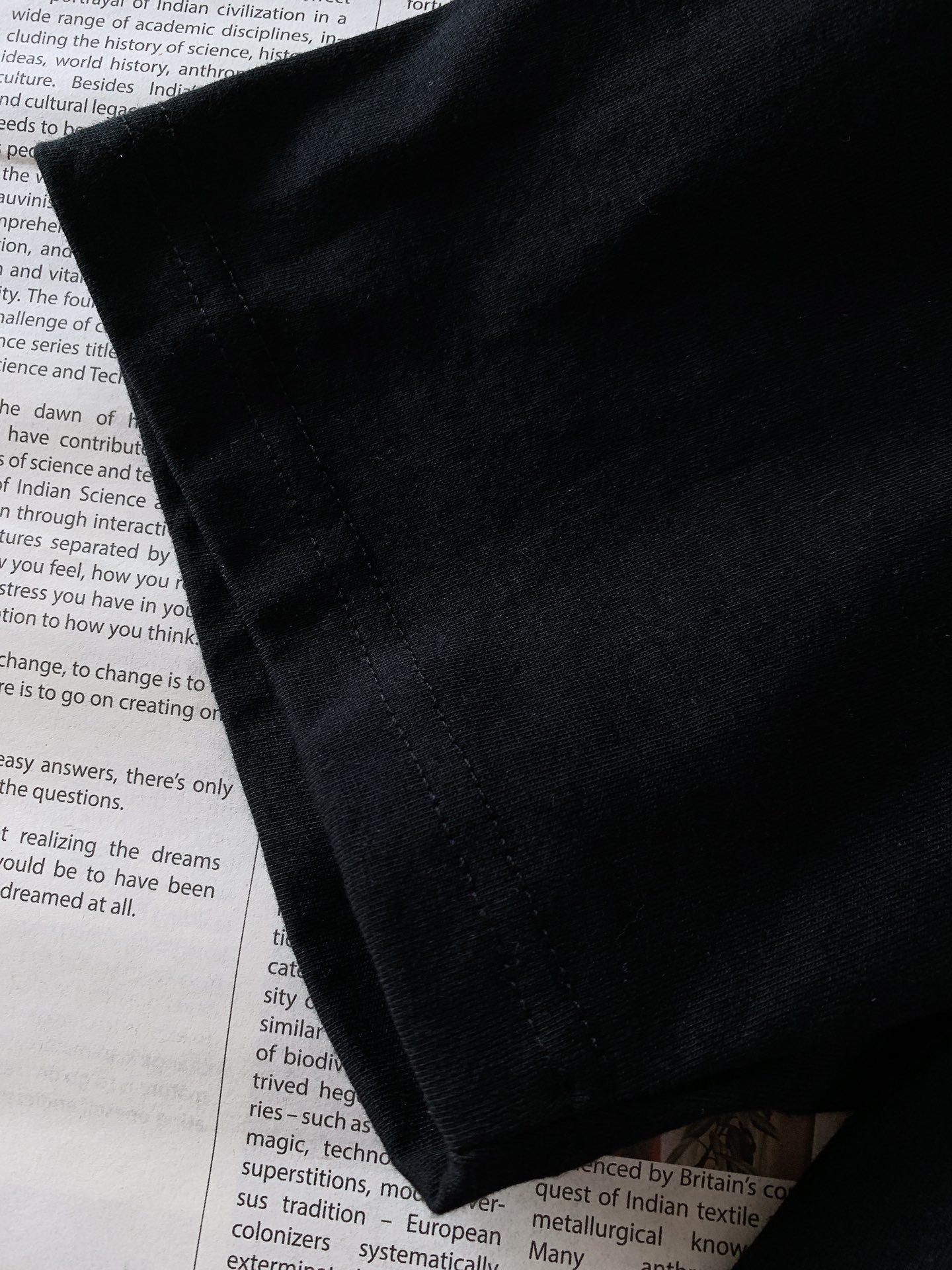 ARCTERYX 始祖鸟 2025SS春夏新品
印花短袖T恤 男女同款!!
解锁户外时尚新姿势
背后