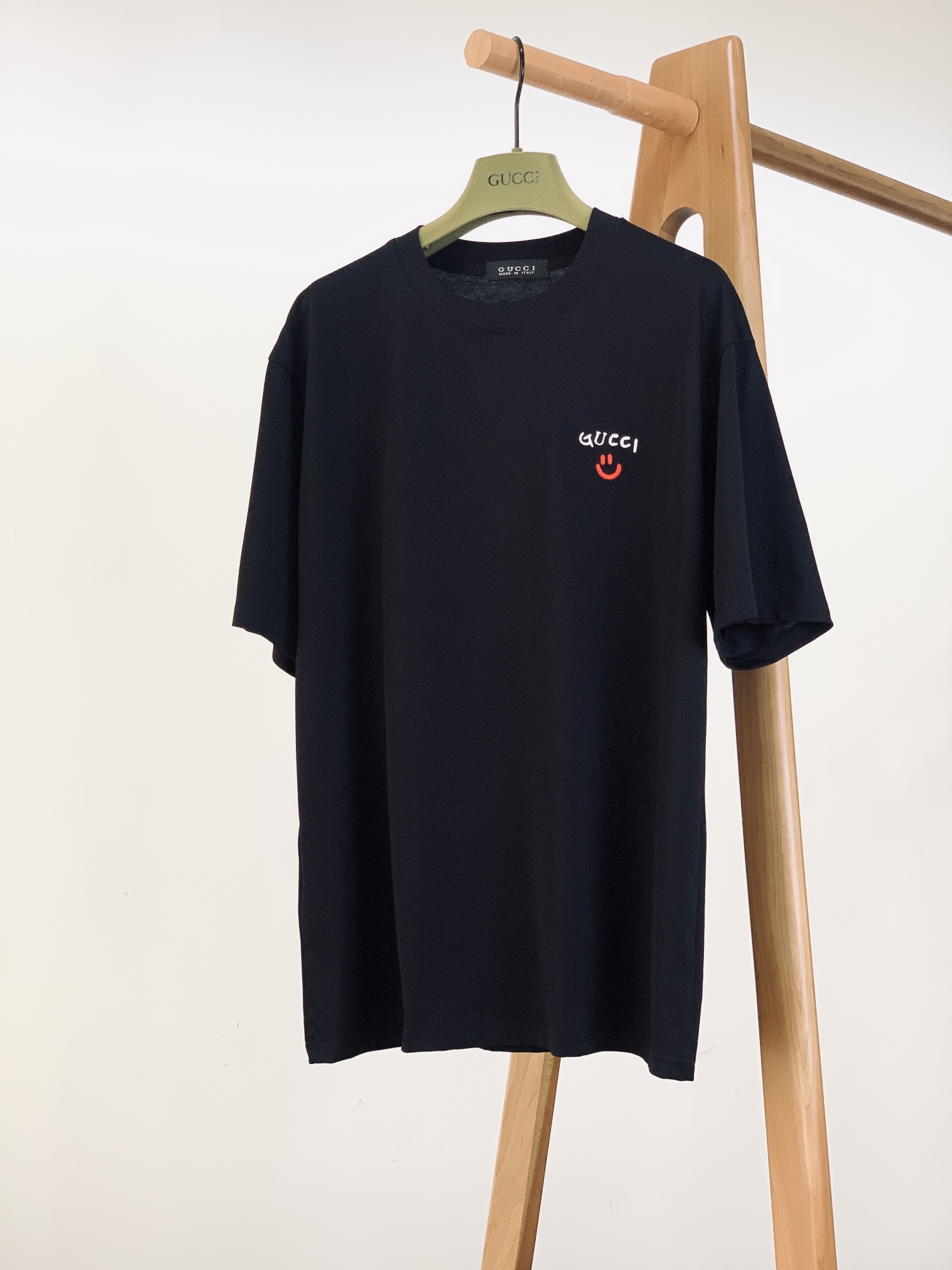 Gucci 2025SS Lente/Zomer Nieuwe Collectie Smiley Geborduurde T-Shirt