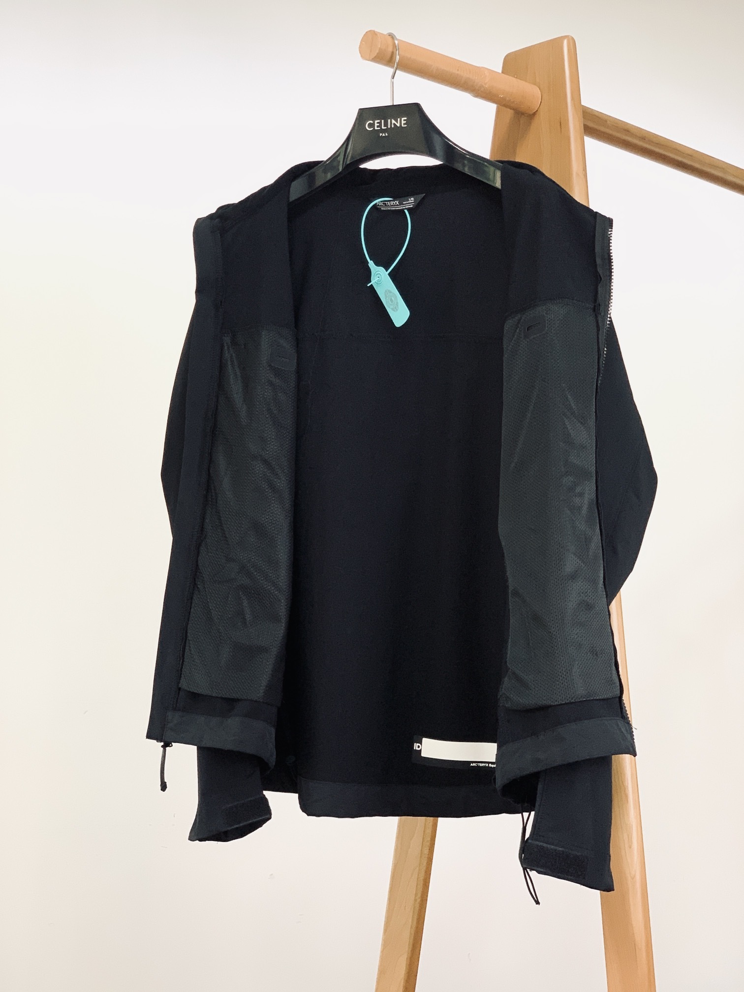 ARCTERYX 始祖鸟 军鸟系列
Leaf Patrol ar Patrol 纯色立领休闲夹克外套