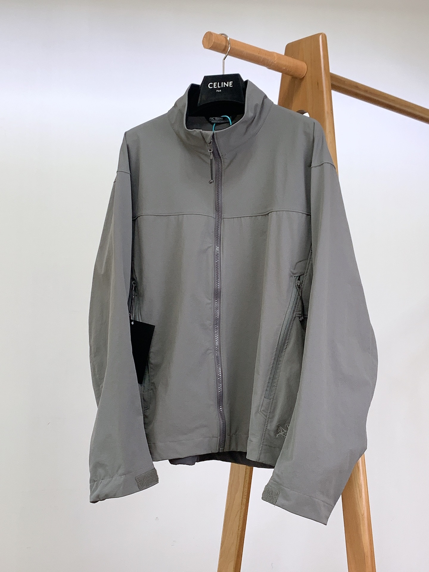 ARCTERYX 始祖鸟 军鸟系列
Leaf Patrol ar Patrol 纯色立领休闲夹克外套