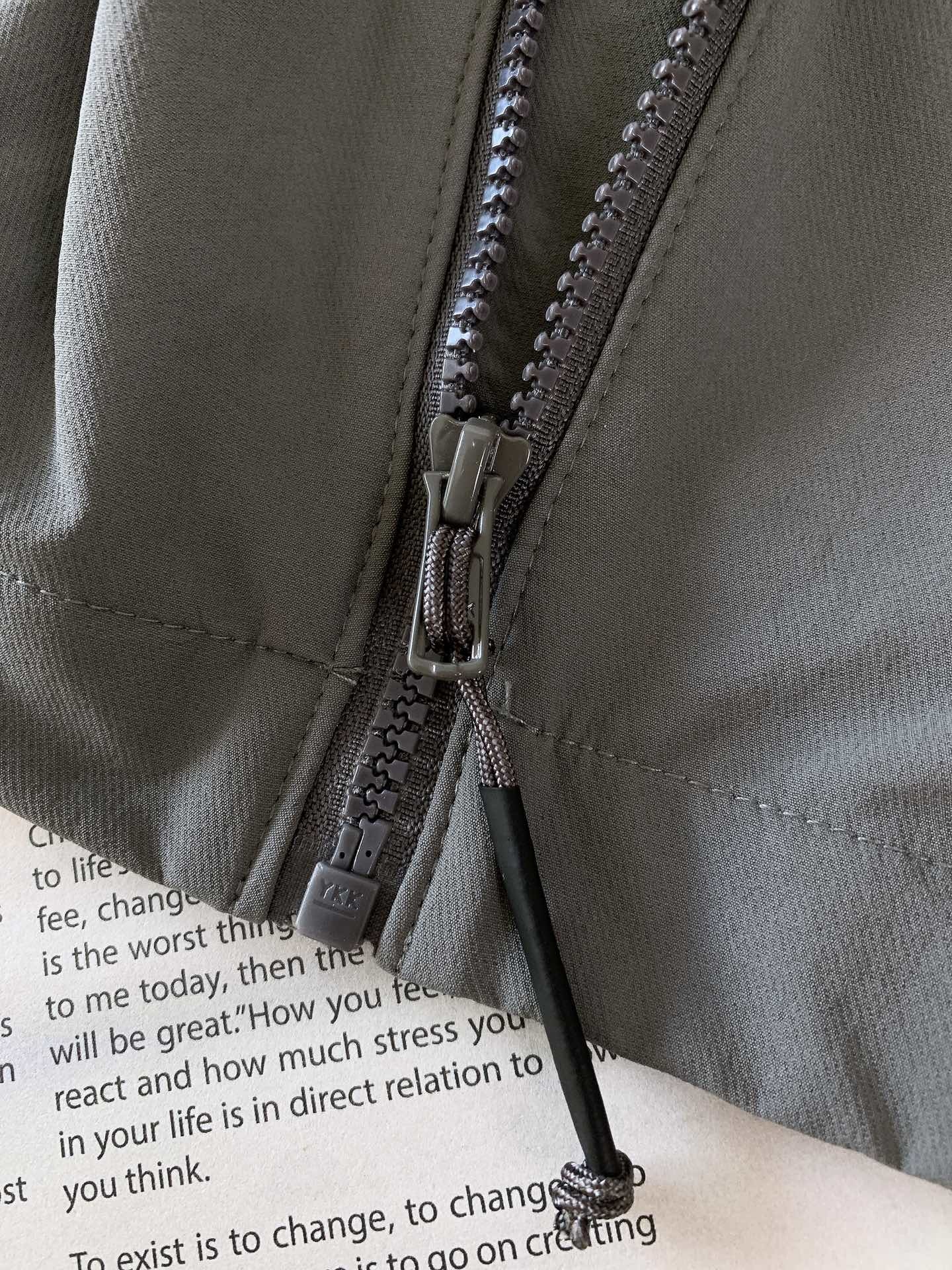ARCTERYX 始祖鸟 军鸟系列
Leaf Patrol ar Patrol 纯色立领休闲夹克外套