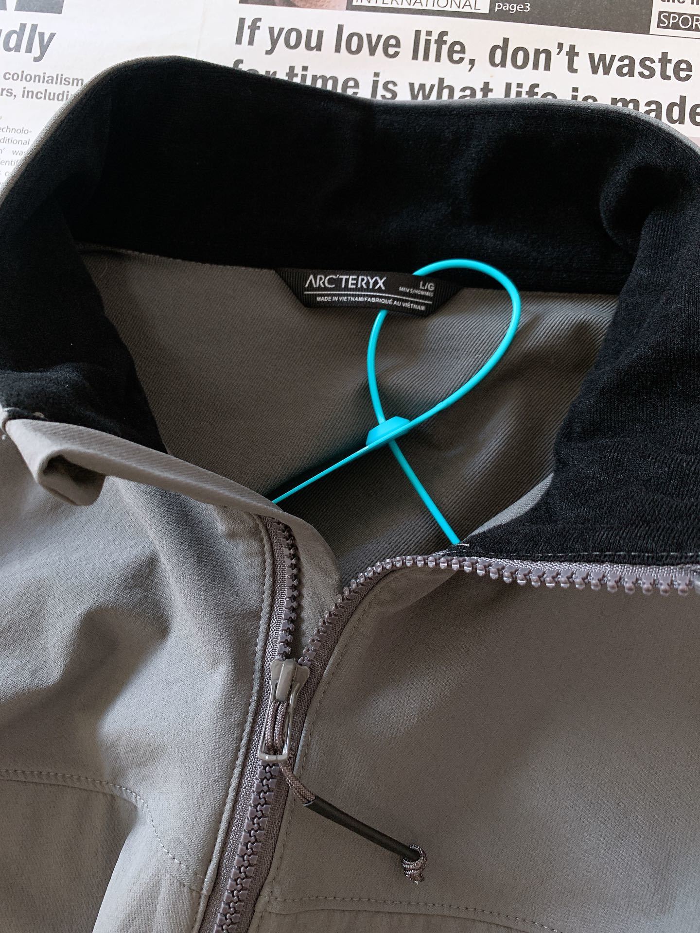 ARCTERYX 始祖鸟 军鸟系列
Leaf Patrol ar Patrol 纯色立领休闲夹克外套