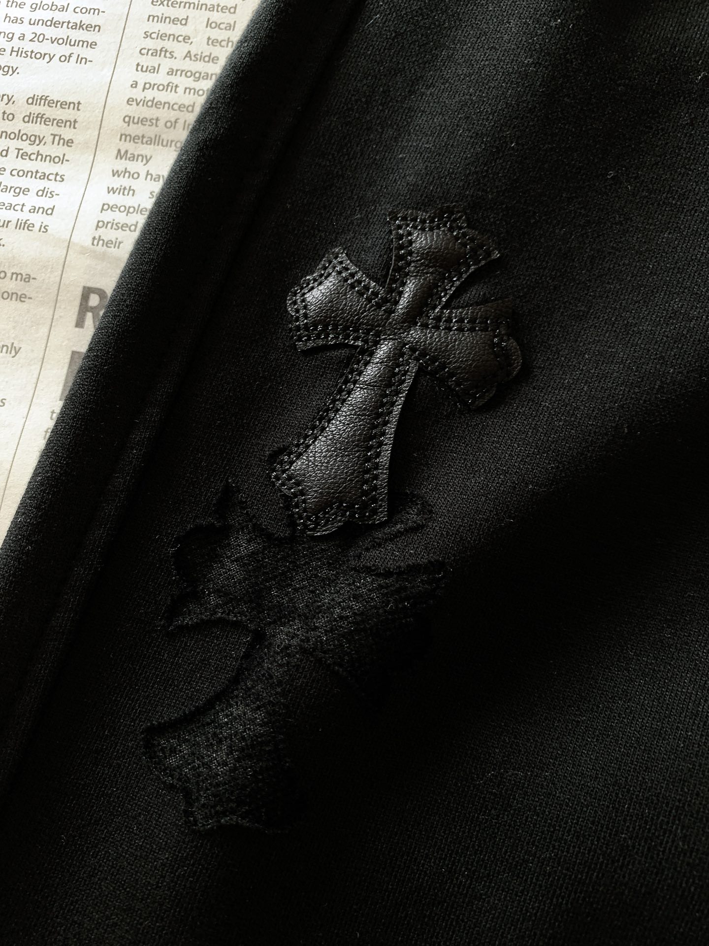 
Chrome Hearts 克罗心 2025SS春夏新品
高街休闲裤，一款只需要一眼就能爱上的超高颜值