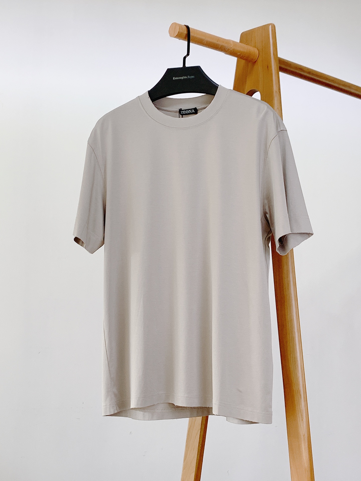 Ermenegildo Zegna Men's Luxury Blend Short Sleeve T-Shirt 4 i1750687876 7544 3