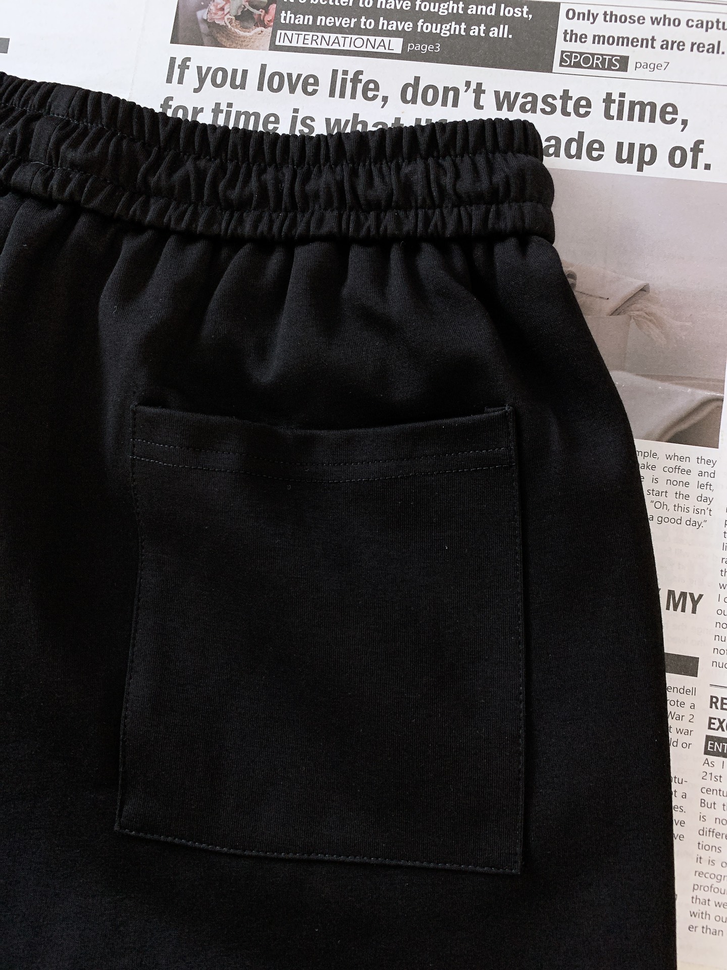 ALO Men's Black Brush Embroidered Logo Set - Comfortable & Breathable 10 i1750762790 8717 0