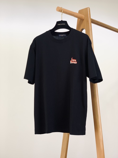 Louis Vuitton 2025SS Men's Black T-Shirt with Embroidered Logo - S to XXL