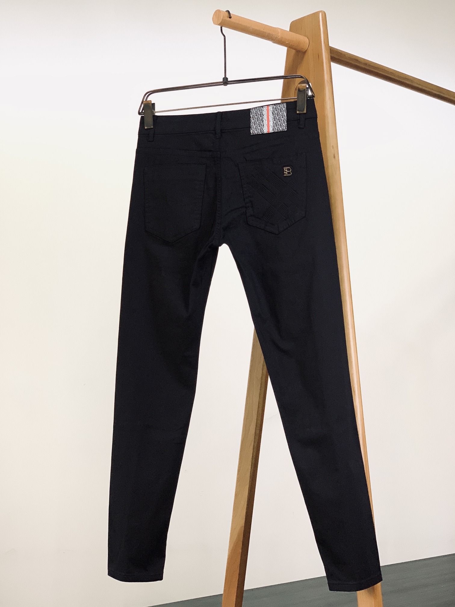 Burberry Men's Slim-Fit Jeans | Comfortable, Stylish, and High-Fashion Denim 3 i1750937168 3386 0