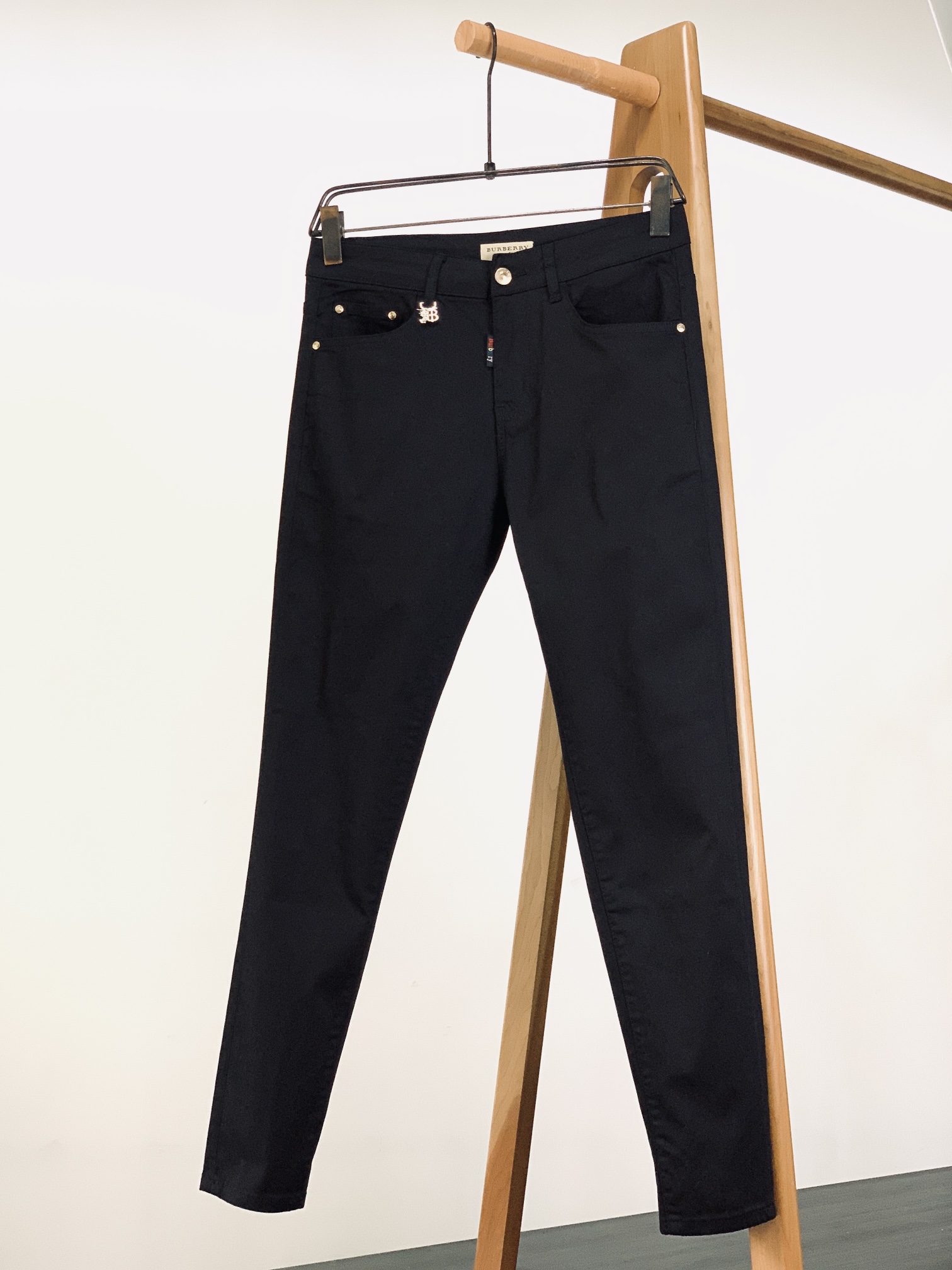 Burberry Men's Slim-Fit Jeans | Comfortable, Stylish, and High-Fashion Denim 2 i1750937168 7058 0