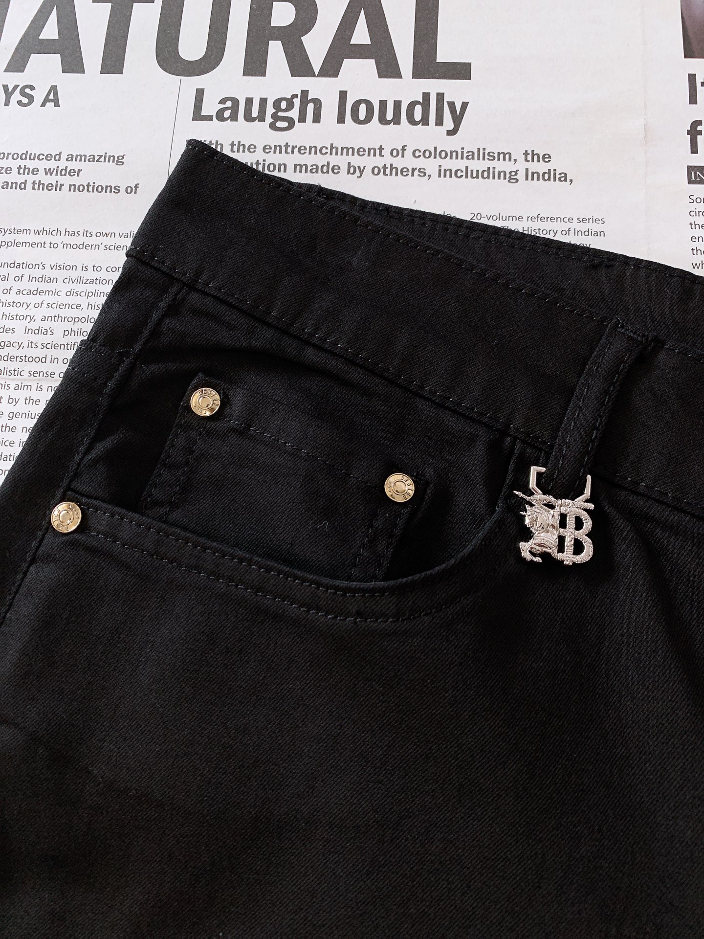 Burberry Men's Slim-Fit Jeans | Comfortable, Stylish, and High-Fashion Denim 5 i1750937168 9735 0