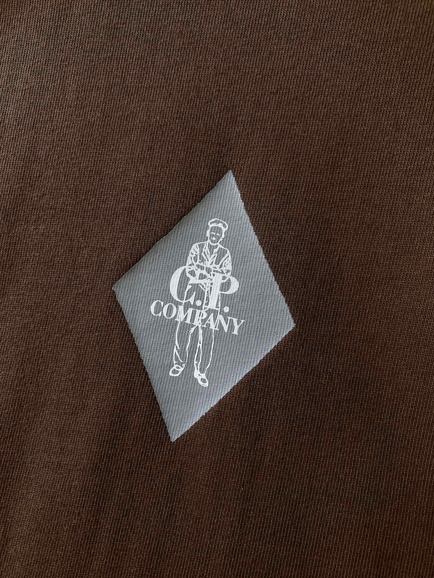 Bottega Veneta Men's Brown Cotton Graphic Print Relaxed Fit Short Sleeve T-Shirt 5 i1750937349 6330 8