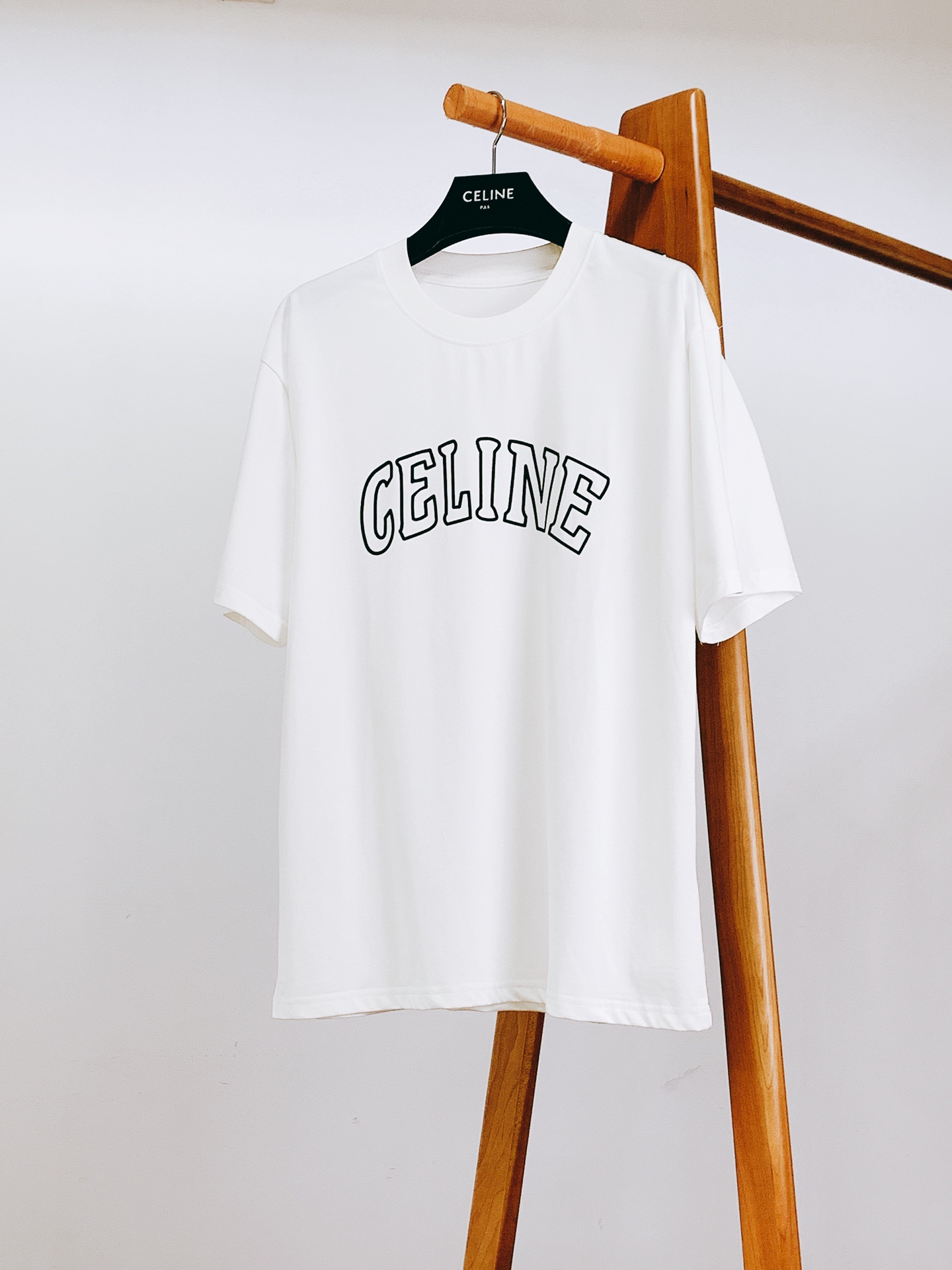 Celine 2025SS Men's White Cotton Short Sleeve T-Shirt with Logo - Summer Style 2 i1751024116 9311 2