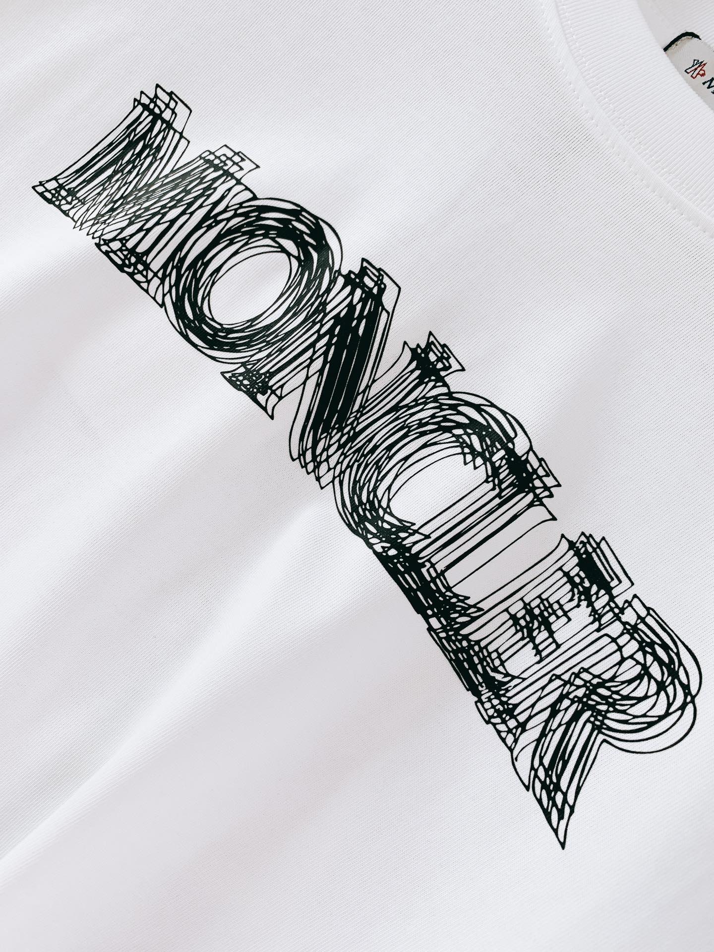 Moncler 2025SS Casual Crew Neck T-Shirt with 3D Logo - Unisex 6 i1751024195 3700 3