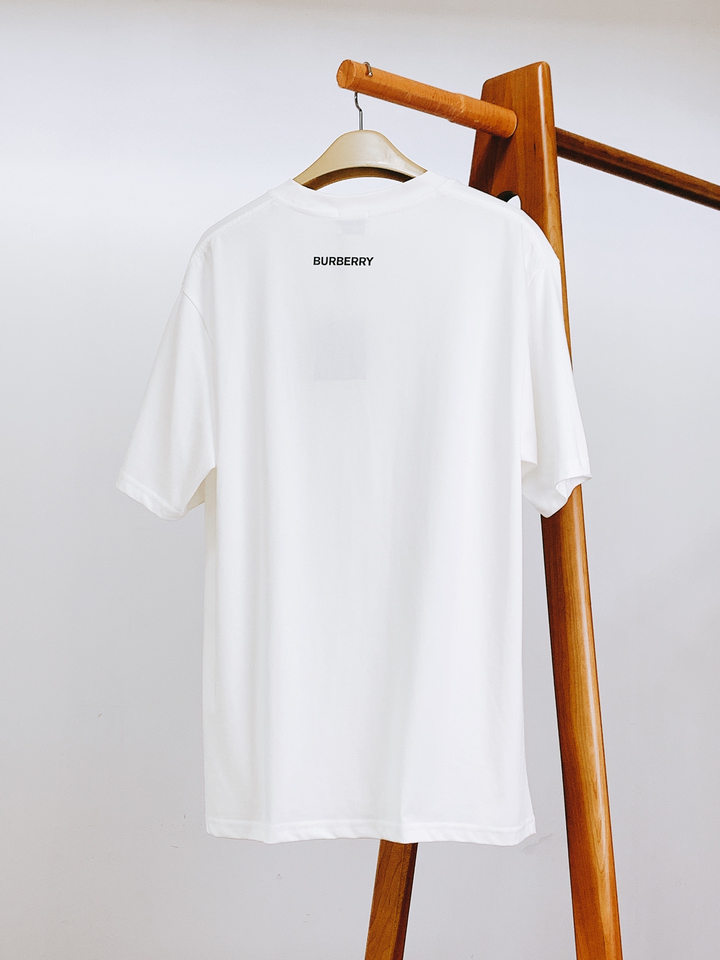 Burberry Men's White T-Shirt with Heart & Knight Embroidery - Limited Edition 3 i1751024263 5680 0