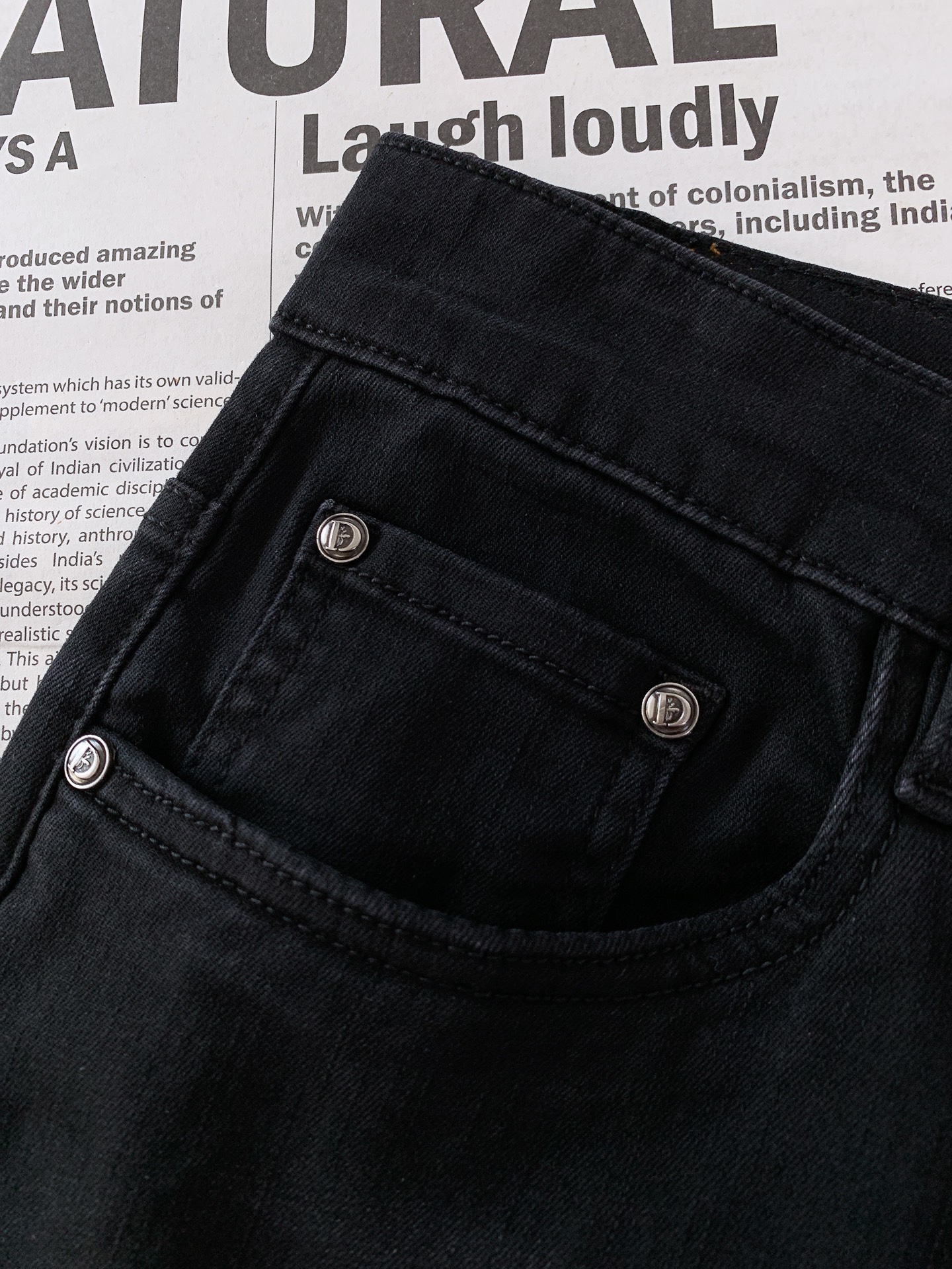 Dior Homme 2025SS Slim-Fit Denim Jeans - Hand-Finished, Comfort Stretch 5 i1751024825 4682 0