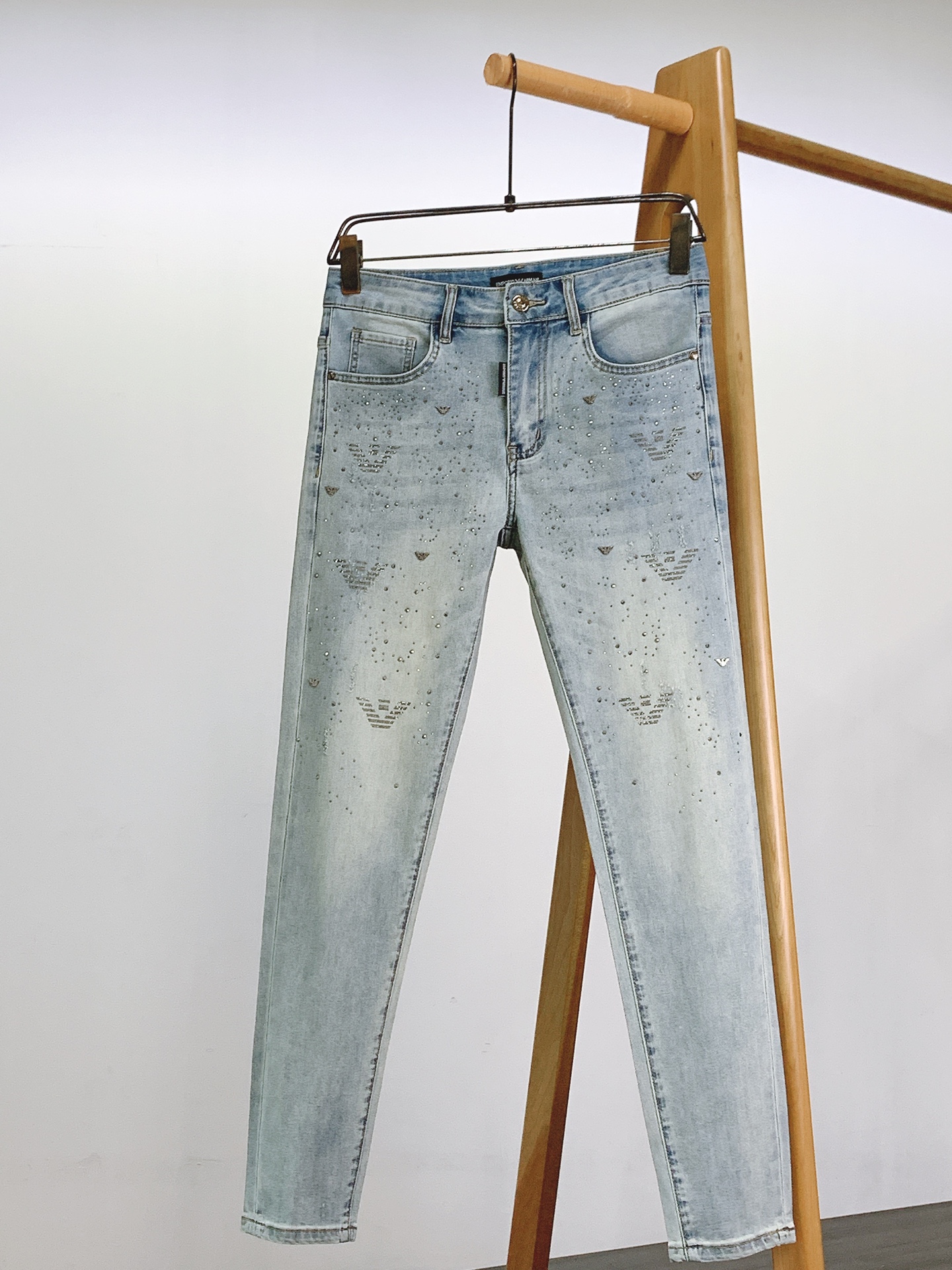 Emporio Armani Jeans Ajustados con Adornos y Efecto Lavado Claro para Hombre