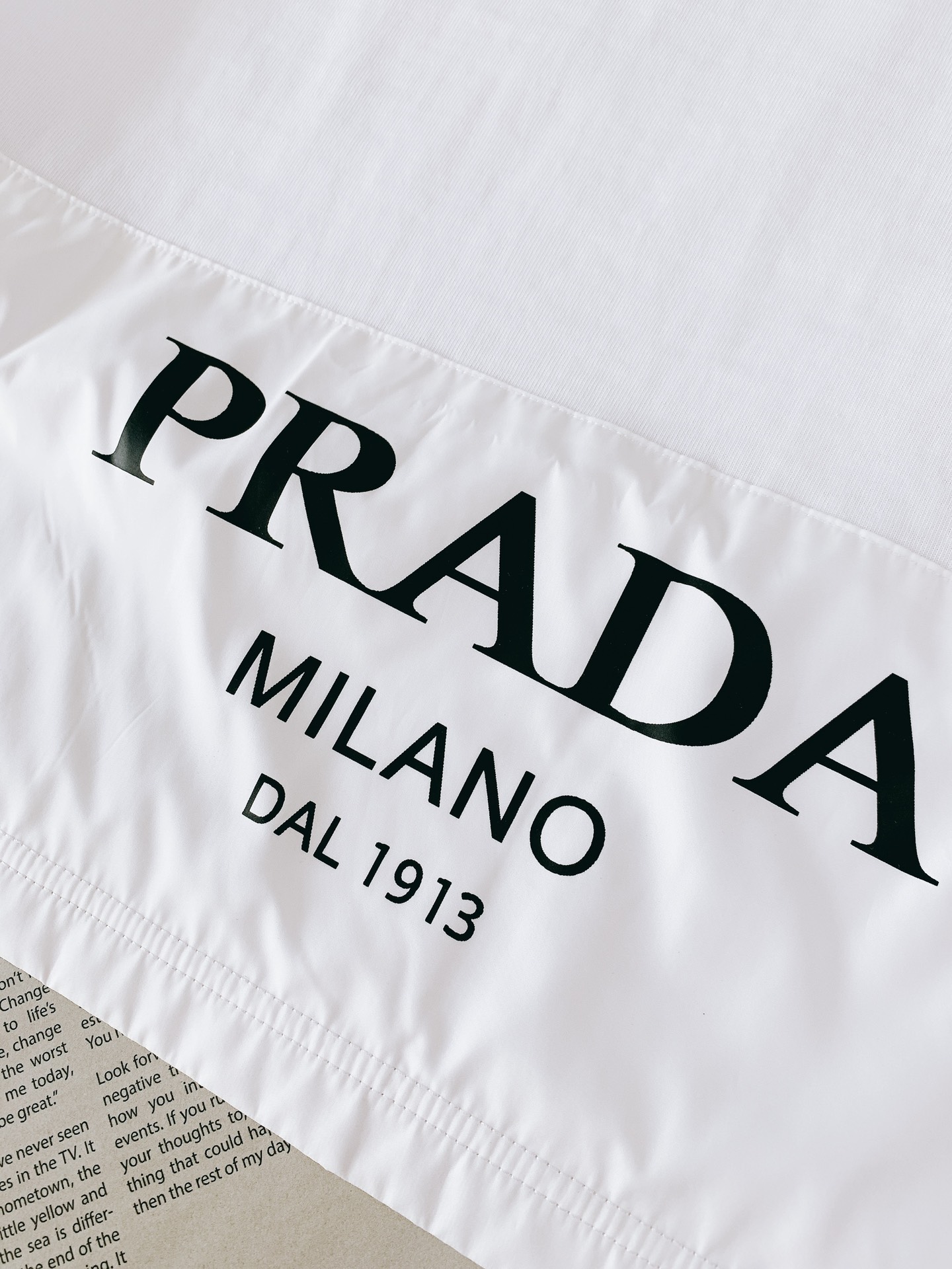 Prada 2025SS White Cotton T-Shirt with Triangle Logo - S to XL 6 i1751025676 3868 5