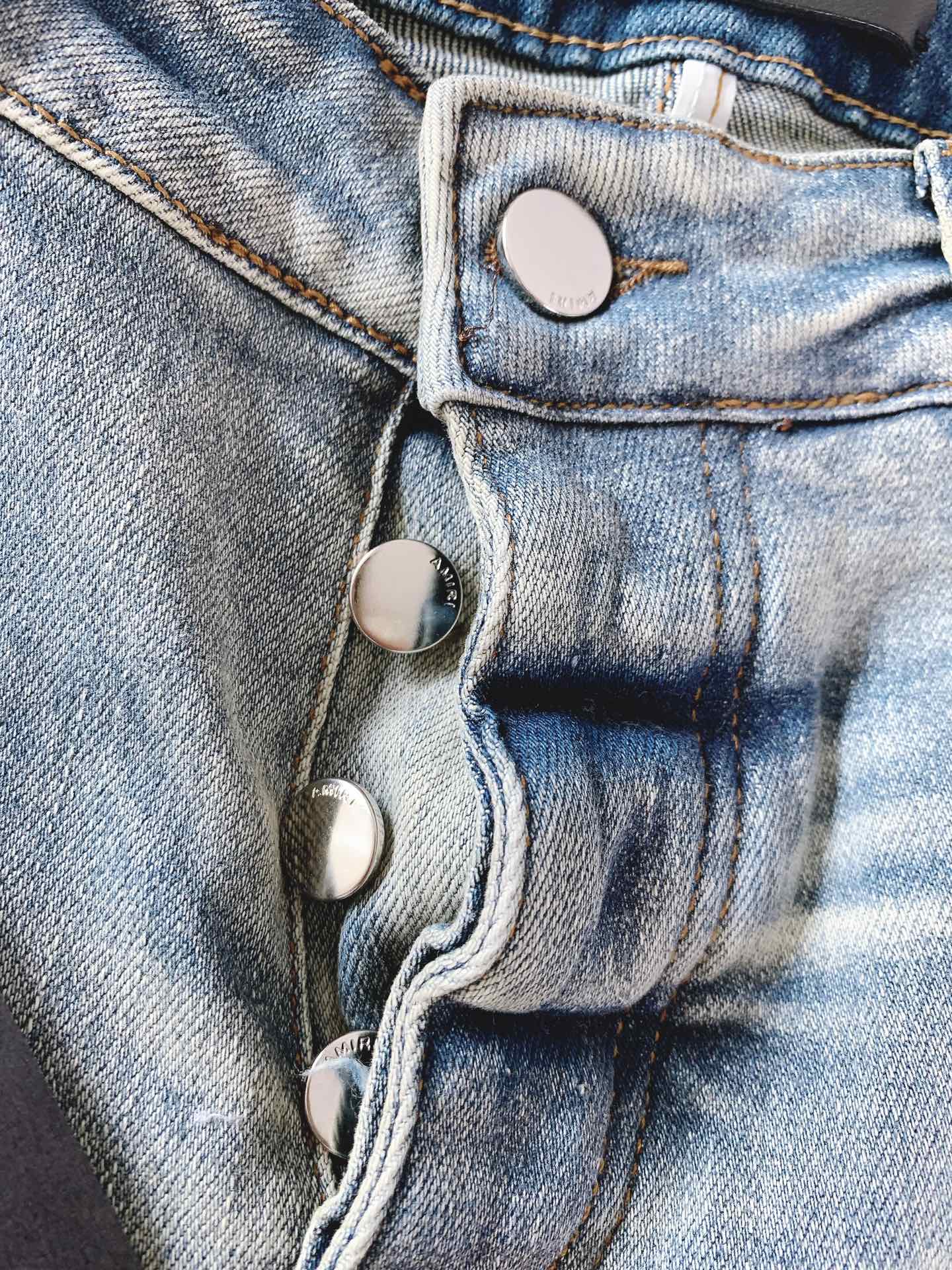 
AMIRI 时尚潮牌 2025FW早秋新品
复古真美，柜台如何就如何！！ 欧洲订单牛…..amiri 