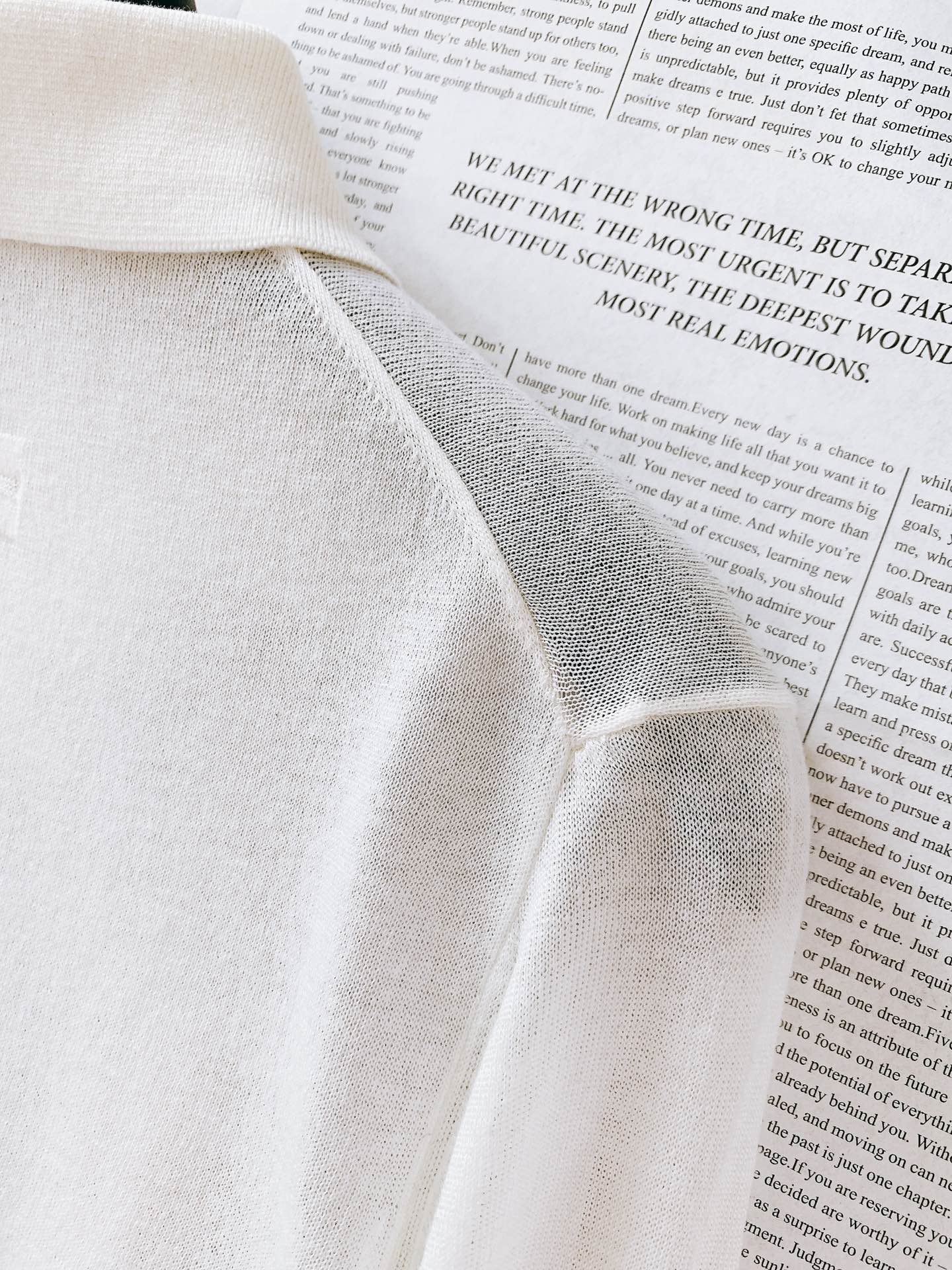 
Ermenegildo Zegna 杰尼亚 2025FW秋冬新品
薄款翻领毛衣，这款毛衣采用50%羊毛