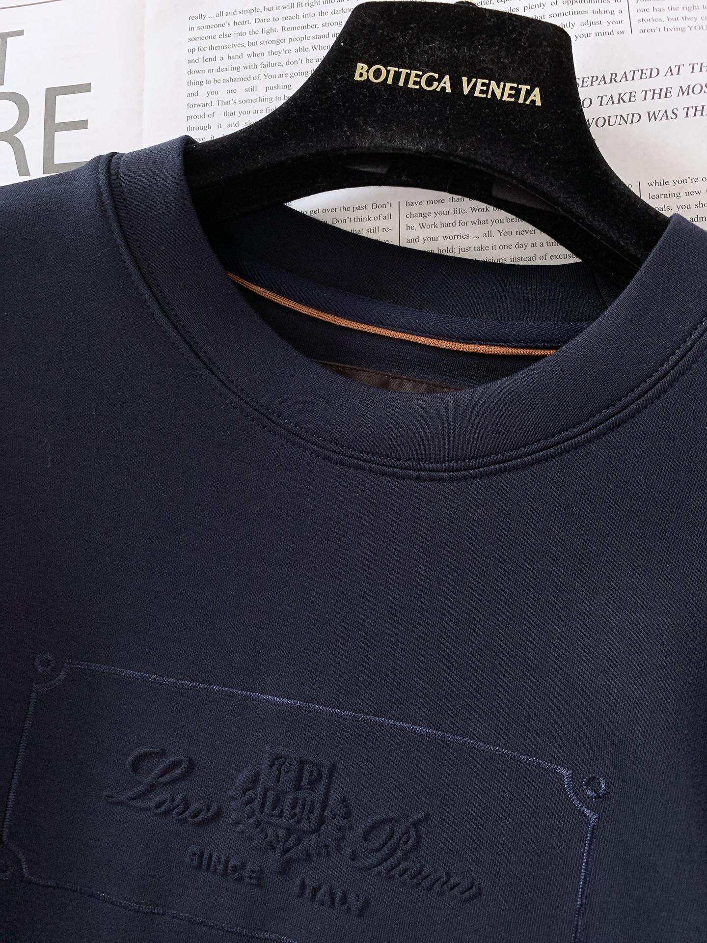 
LoroPiana L.P FW秋冬新品
休闲套头卫衣：意式匠心，织就奢华质感
选用高品质混纺面料，4