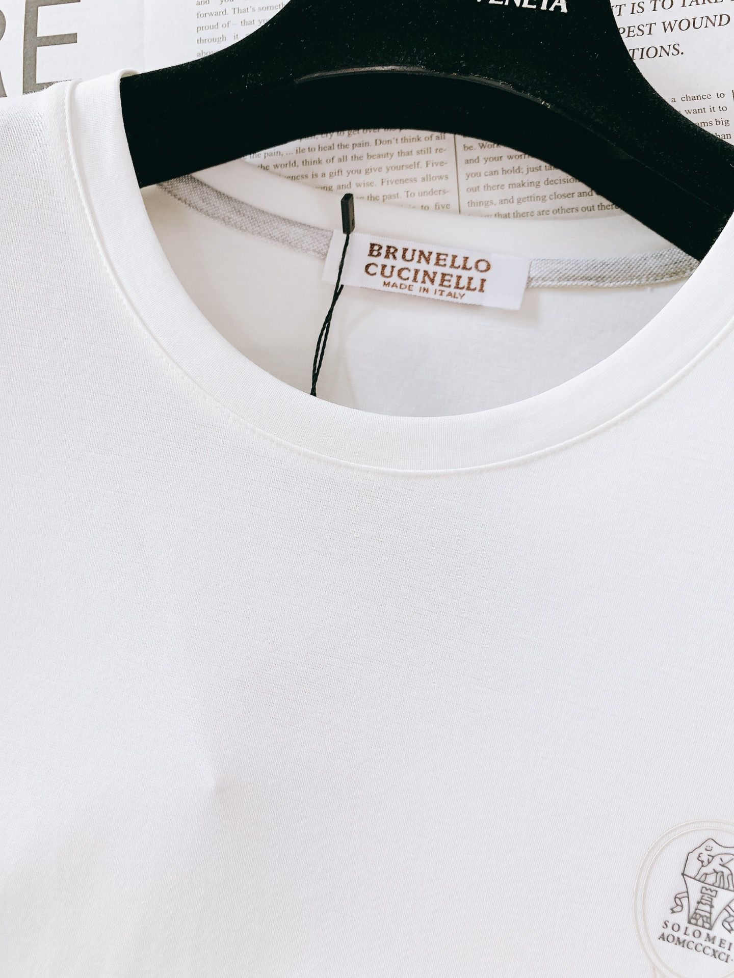 
Brunello Cucinelli 布鲁奈罗.库奇内利 2025SS春夏新品 
BC极简精粹高级圆领