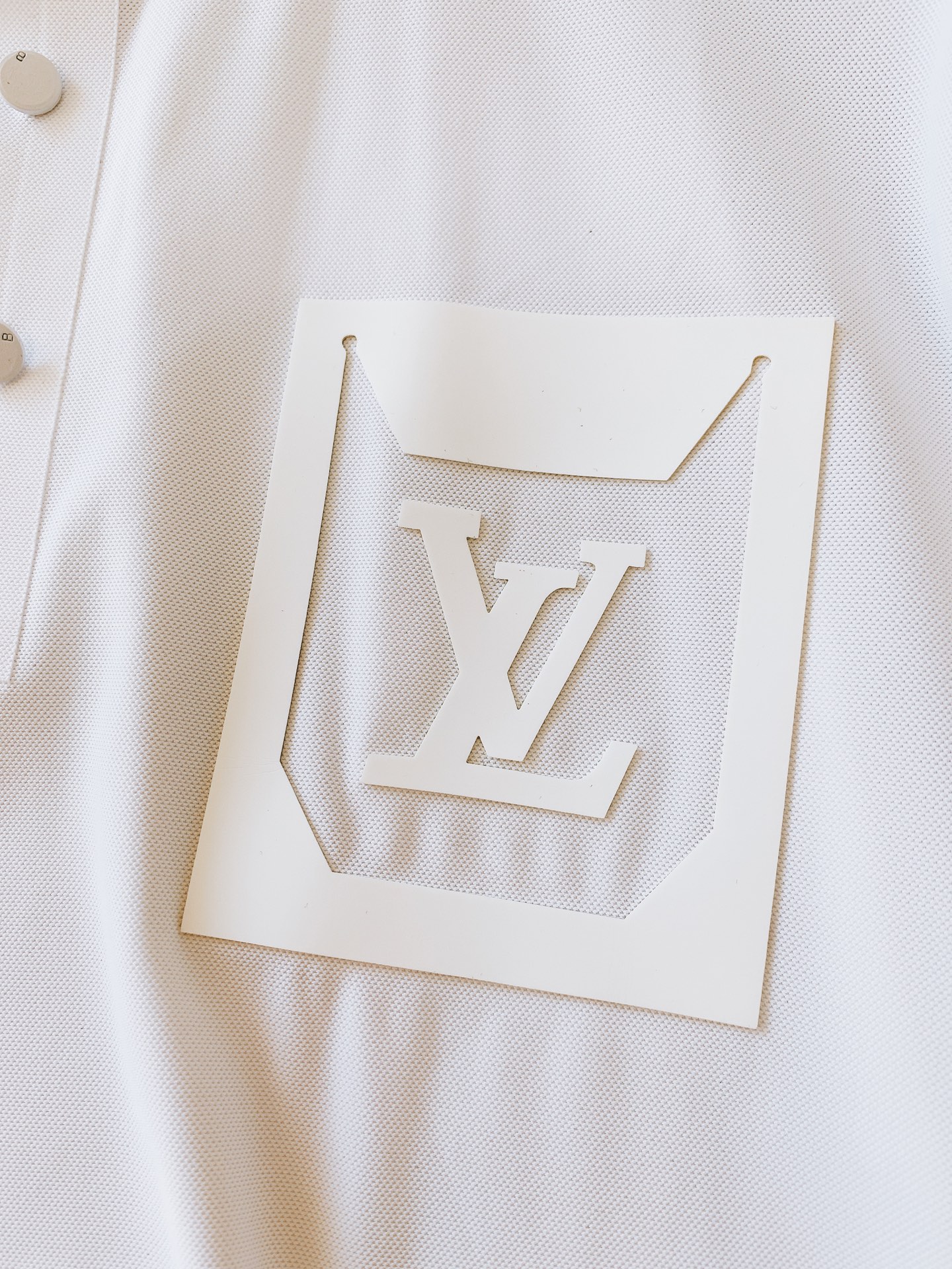 
LouisVuitton 路易威登 2025SS春夏新品 
休闲男士Polo衫。翻领挺括有型，不易塌、