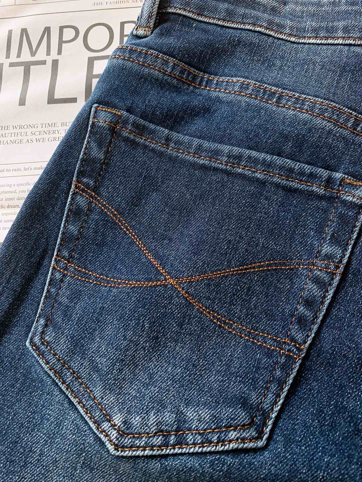 
Brunello Cucinelli 布鲁奈罗.库奇内利 2025FW早秋新品 
高级时装感，休闲洗水