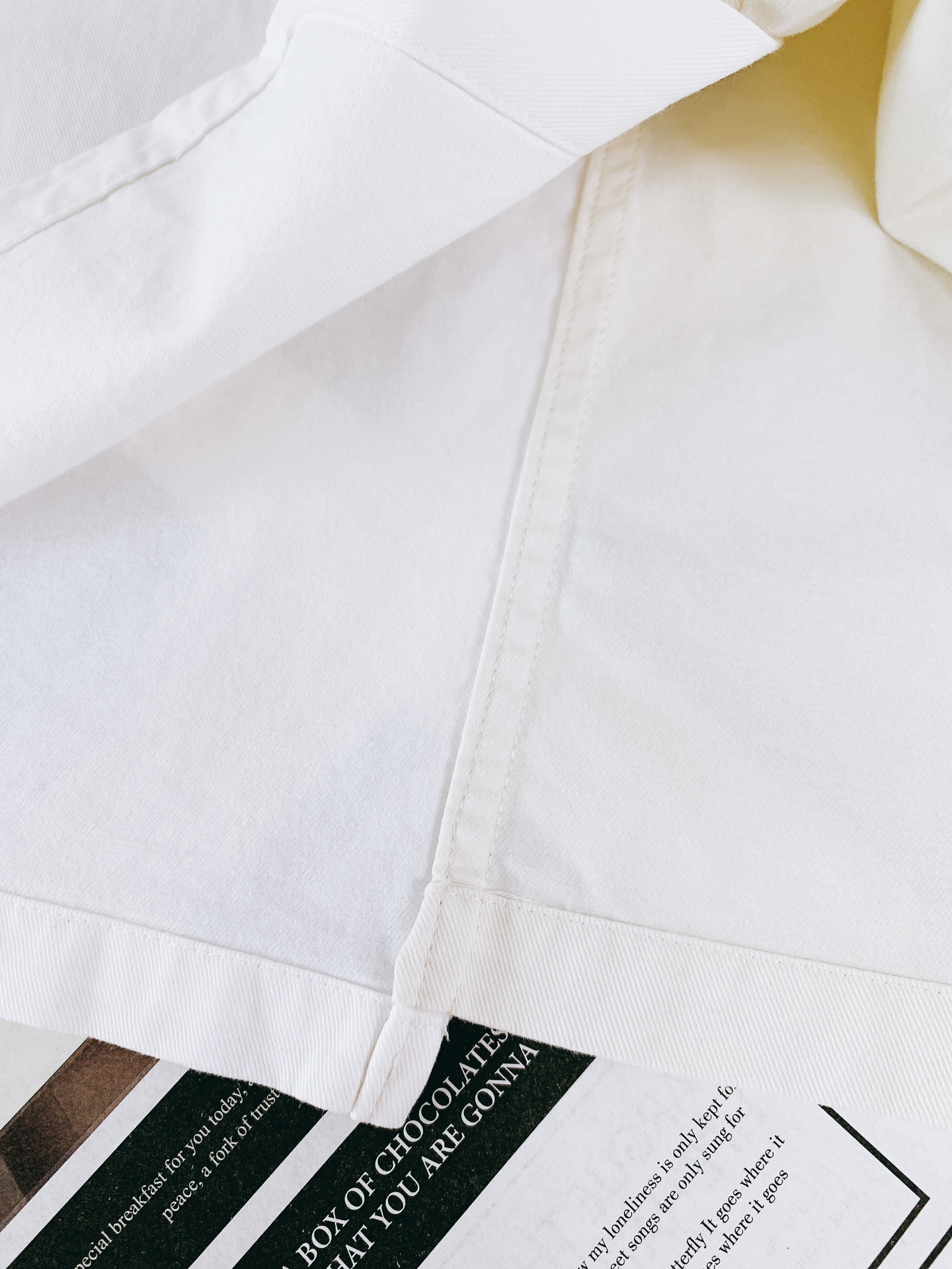 
Maison Margiela MM6 马丁马吉拉 2025FW早秋新品 
字母印花衬衫👔数字魅力与极