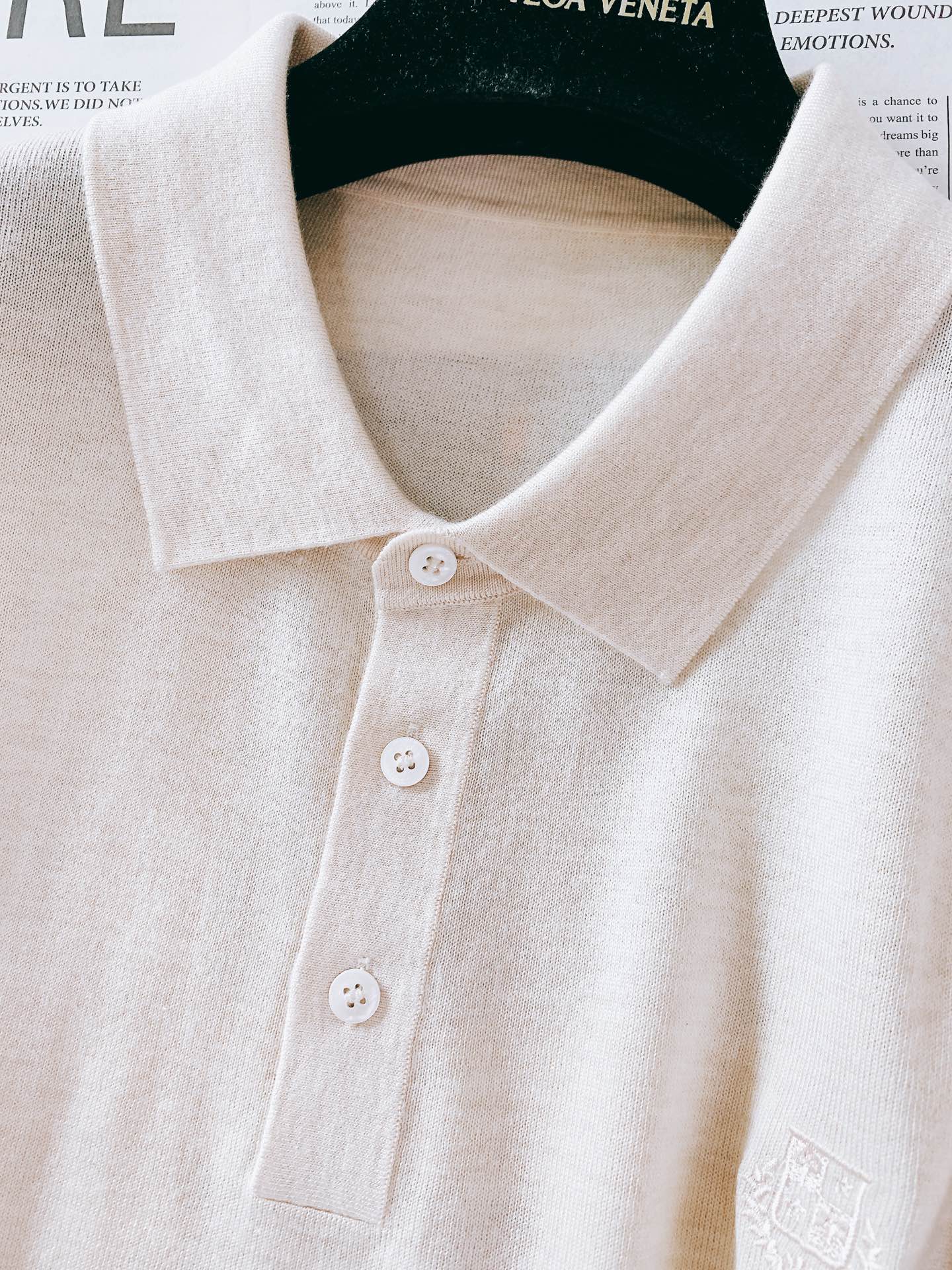 
LoroPiana L.P FW早秋新品 
lP🆕 男款长袖针织打底衫，精致工艺、高级质感、经典单品，