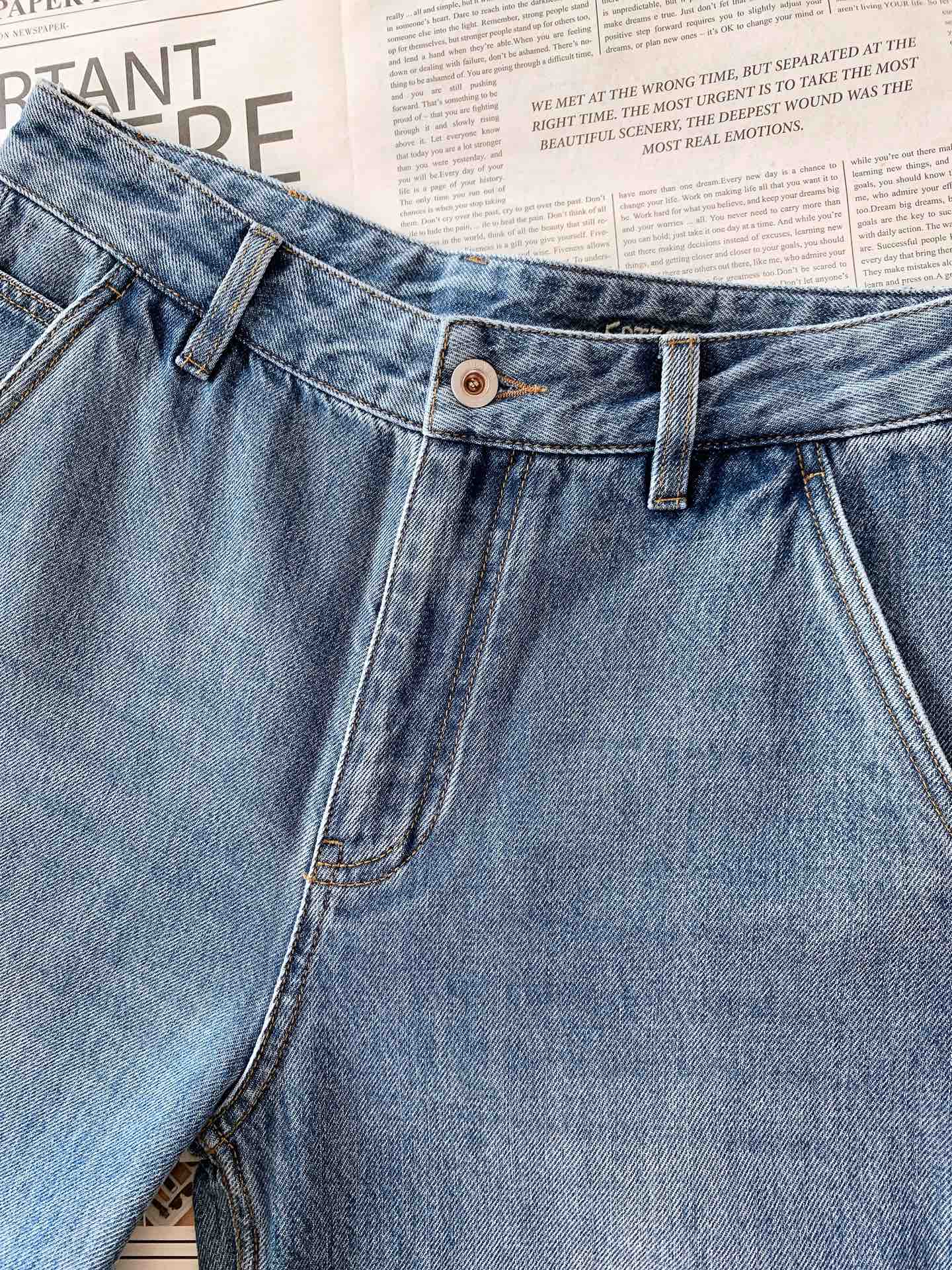 
Bottega Veneta 葆蝶家 2025FW早秋新品 
男款编织皮标立体多袋设计工装元素微锥形牛