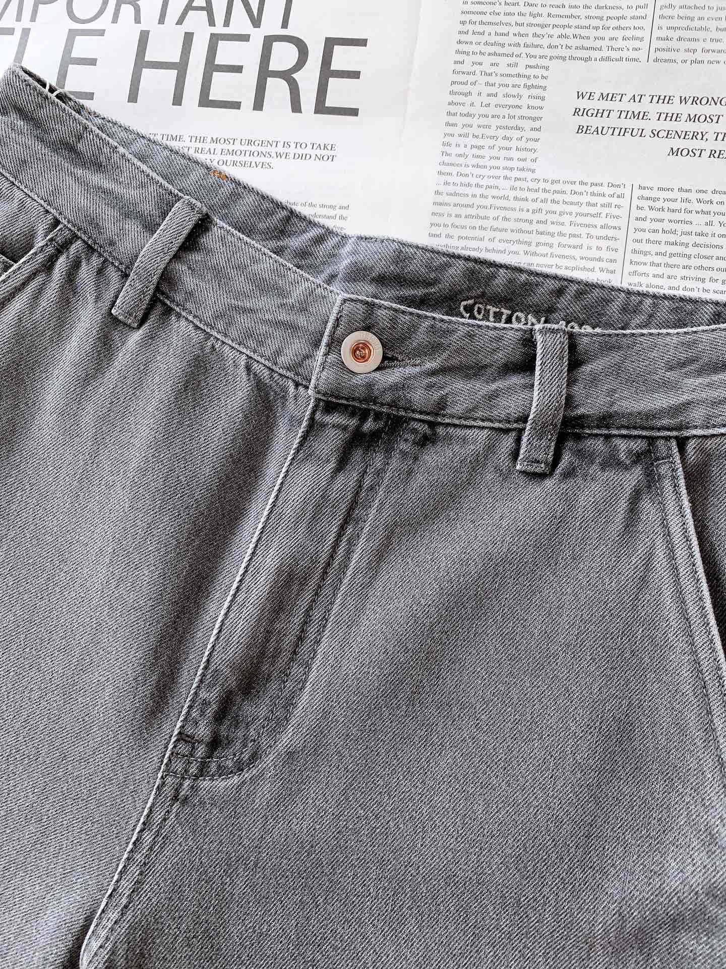 
Bottega Veneta 葆蝶家 2025FW早秋新品 
男款编织皮标立体多袋设计工装元素微锥形牛