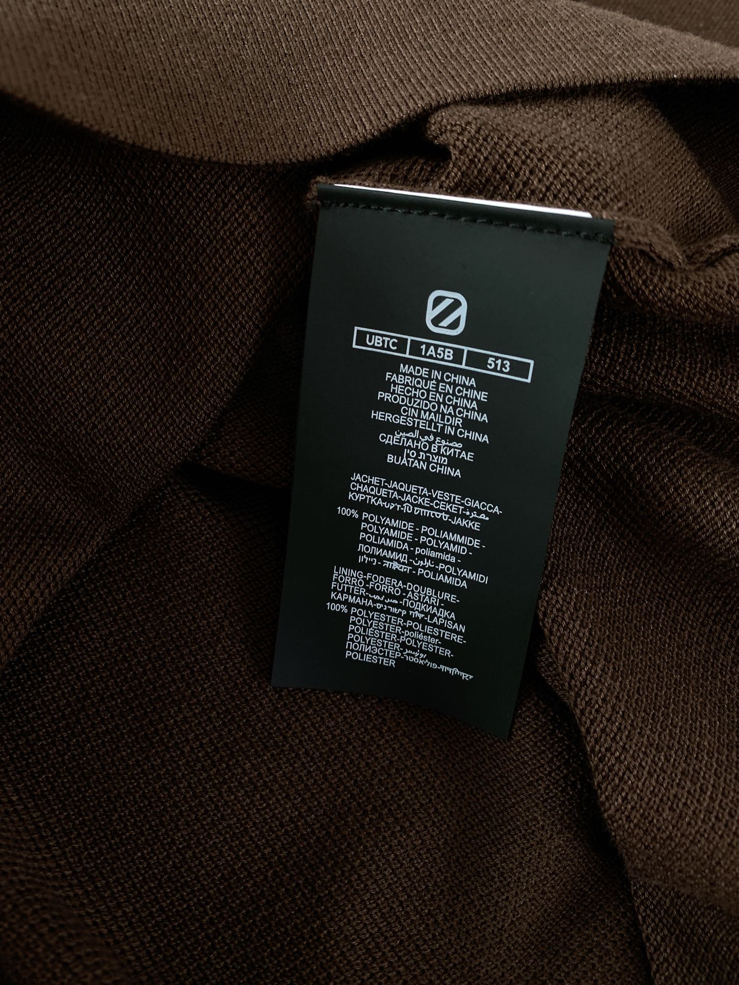 
Ermenegildo Zegna杰尼亚 2025FW早秋新品 
男款丝麻混纺Stoll机织造华夫格肌