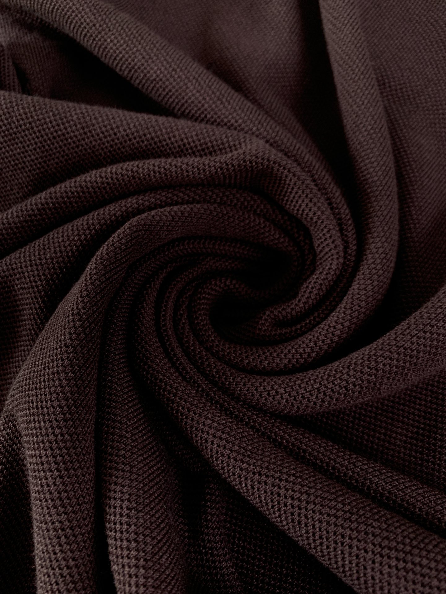 
Ermenegildo Zegna杰尼亚 2025FW早秋新品 
男款丝麻混纺Stoll机织造华夫格肌