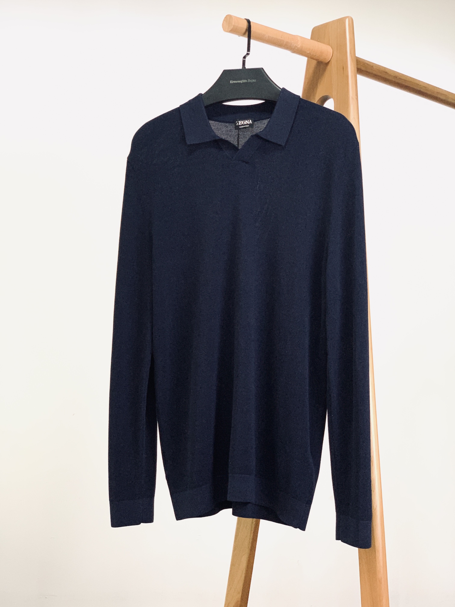 
Ermenegildo Zegna杰尼亚 2025FW早秋新品 
男款丝麻混纺Stoll机织造华夫格肌