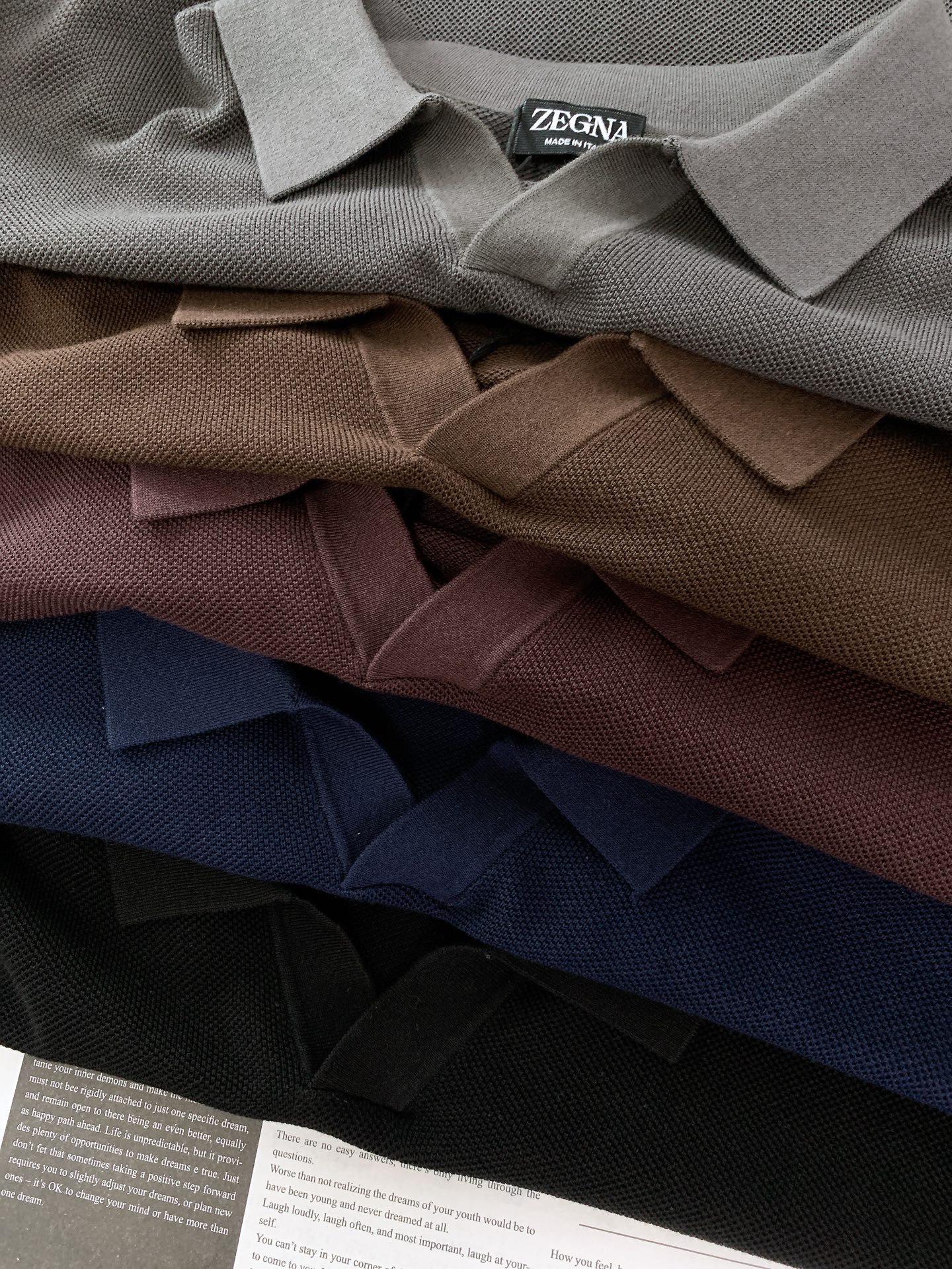 
Ermenegildo Zegna杰尼亚 2025FW早秋新品 
男款丝麻混纺Stoll机织造华夫格肌