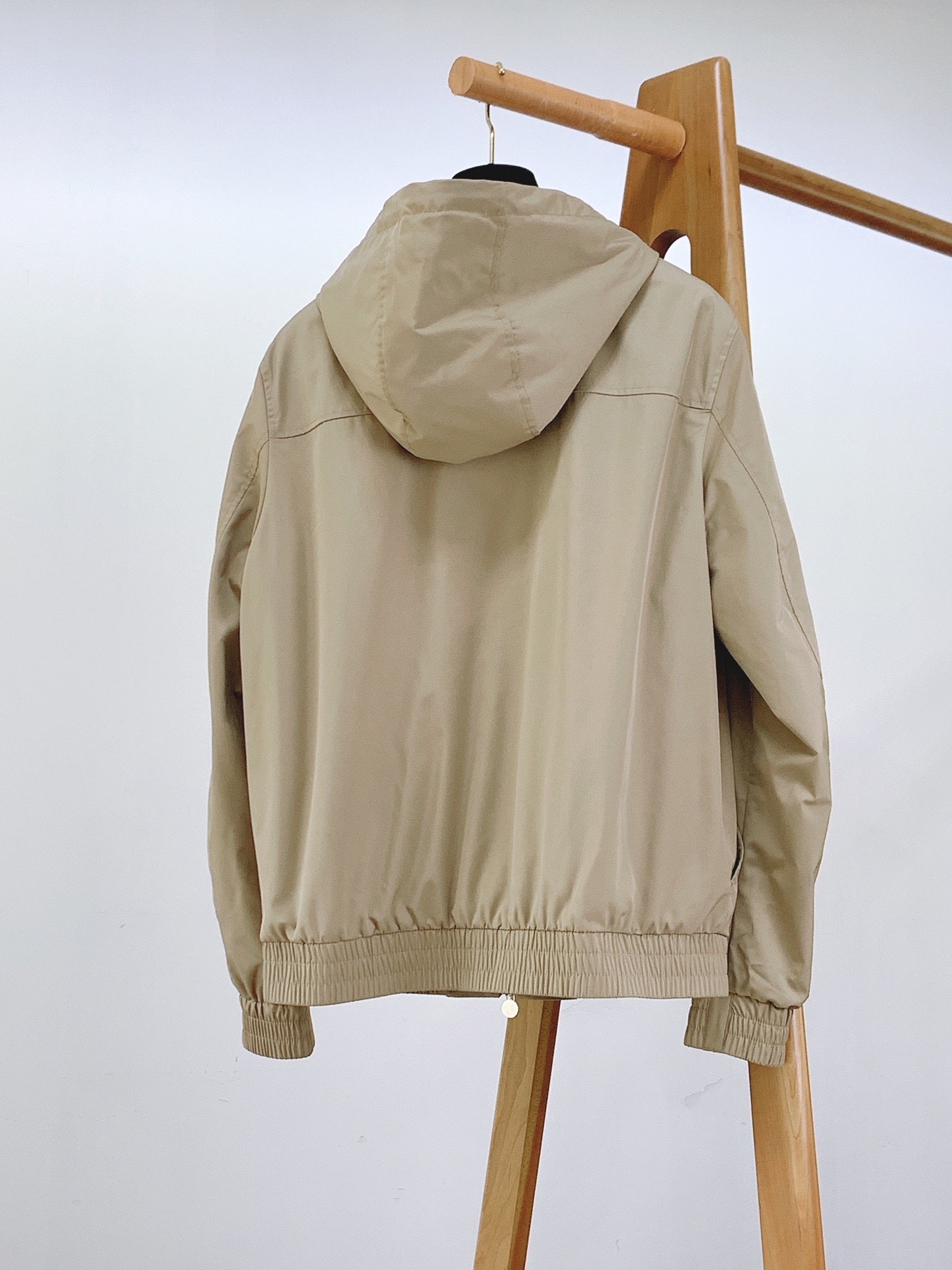 Kiton 奇顿 2025FW早秋新品 渠道的精品狠货！！！今年最好看的连帽休闲外套闭眼入！客供定制面料