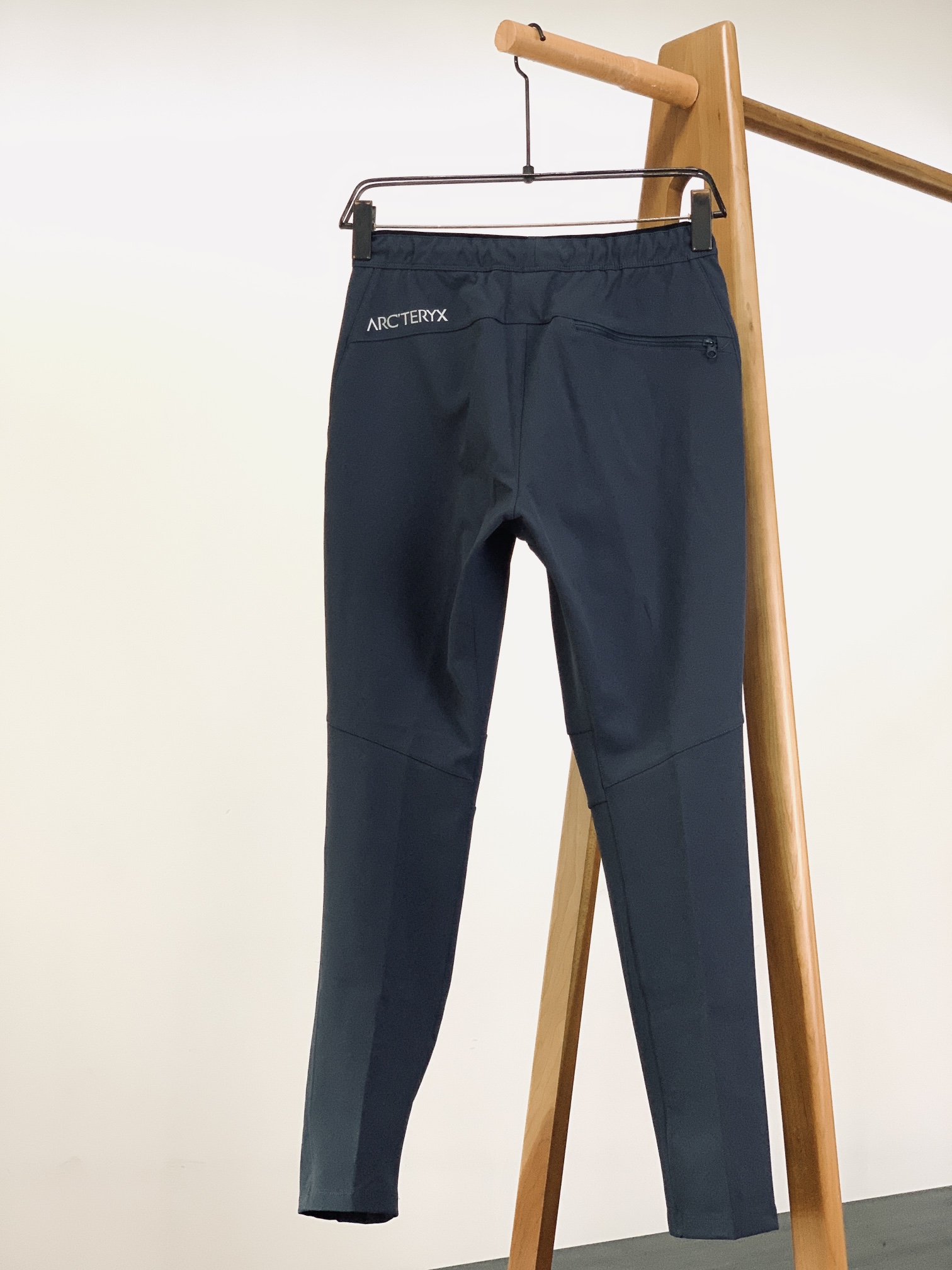 ARCTERYX 始祖鸟 GAMMA MX PANT 男子长裤！！！这个系列中最ok的软壳裤，具有通用性