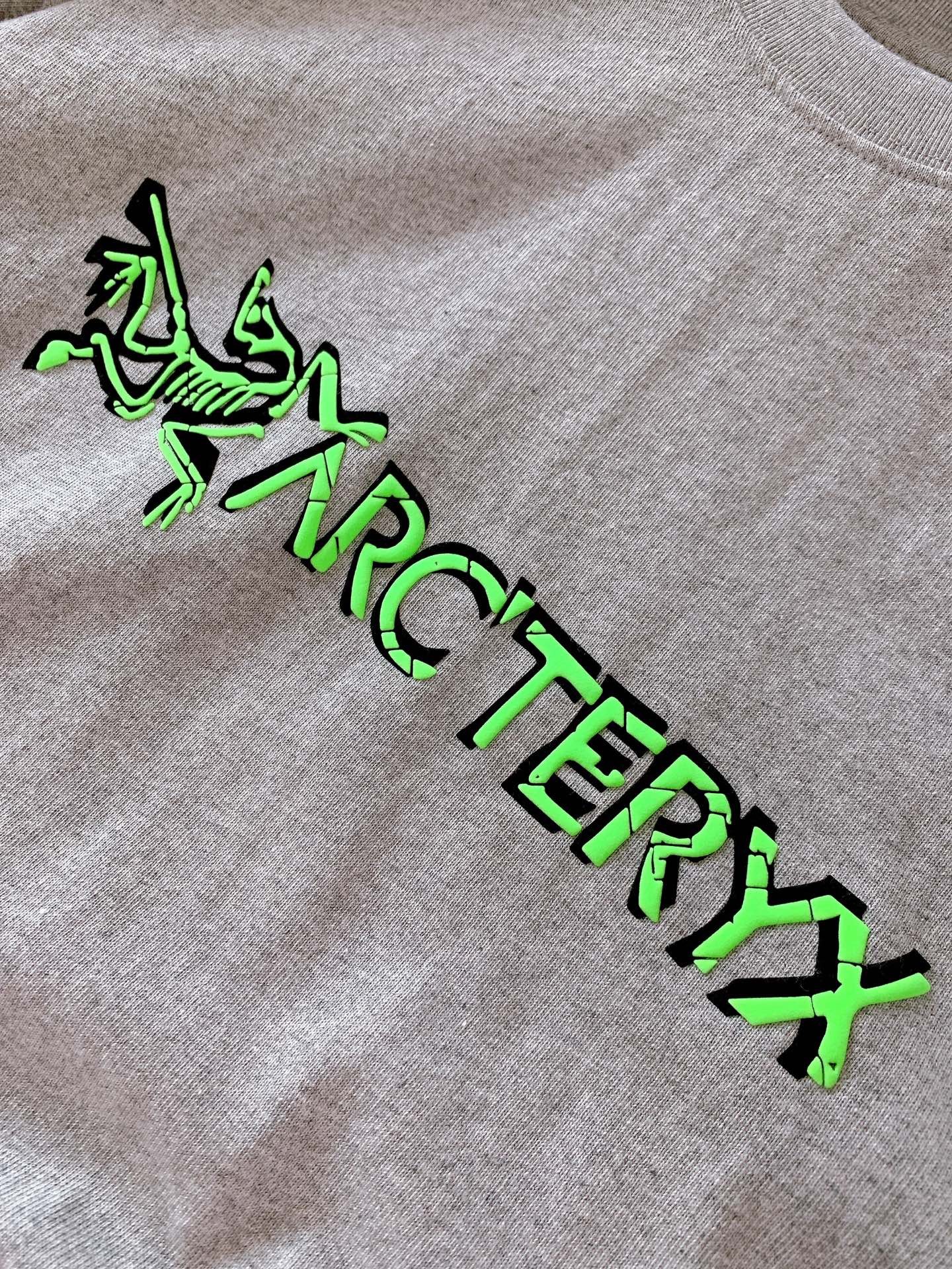 ARCTERYX 始祖鸟 质感纯色logo标识圆领长衫CAPTIVE ARC‘WORD LS M男子棉质