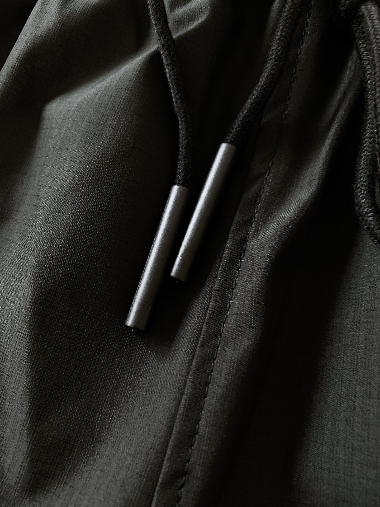 ARCTERYX 始祖鸟 2025FW早秋新品户外休闲裤👖经典设计，低调而不失格调这款休闲裤简约大气又百