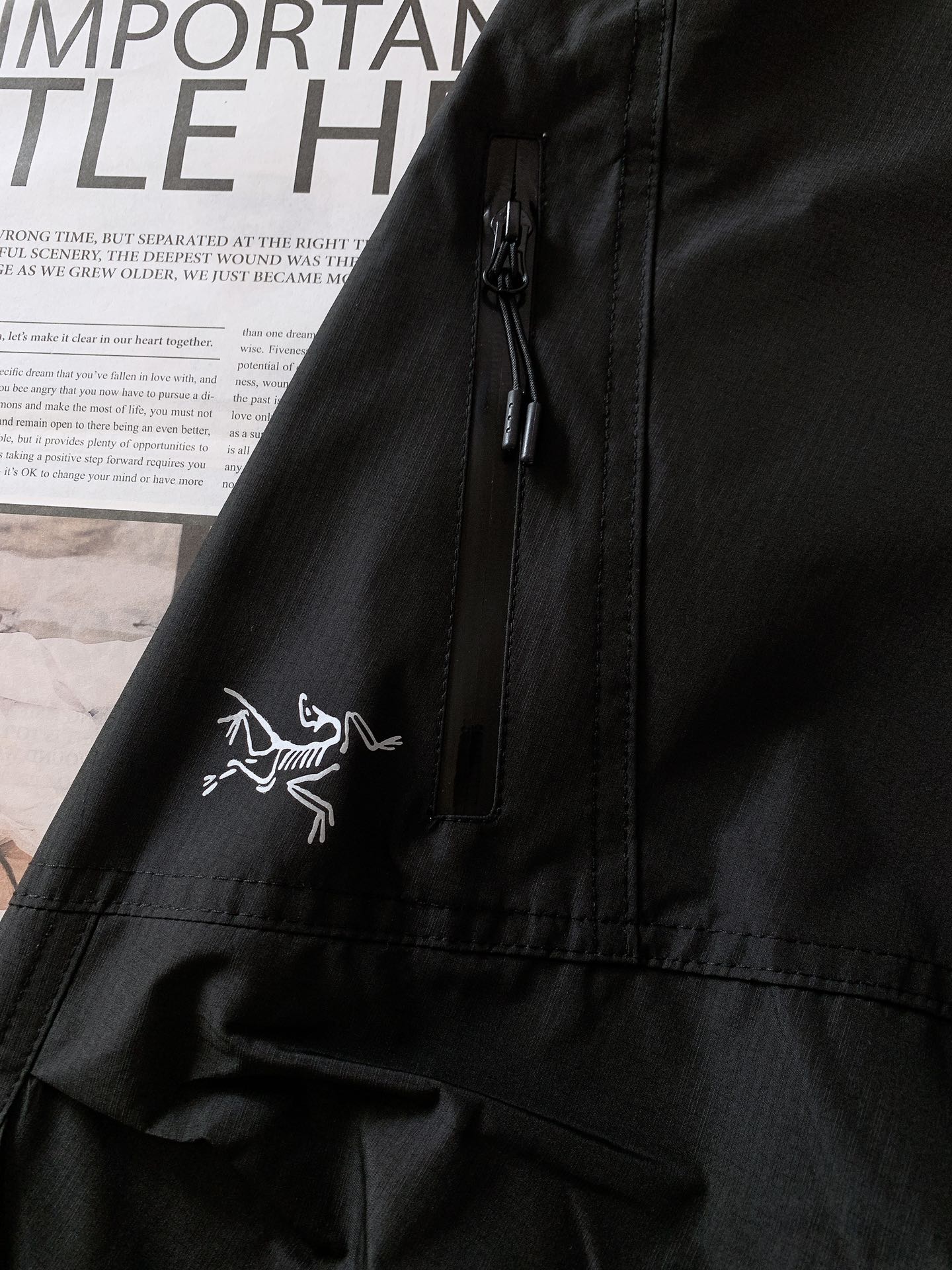 ARCTERYX 始祖鸟 2025FW早秋新品户外休闲裤👖经典设计，低调而不失格调这款休闲裤简约大气又百