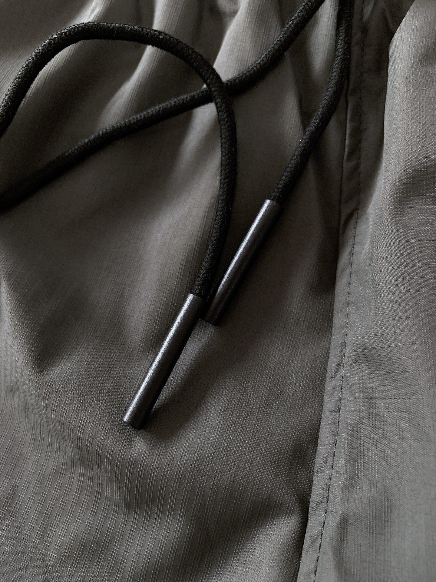 ARCTERYX 始祖鸟 2025FW早秋新品户外休闲裤👖经典设计，低调而不失格调这款休闲裤简约大气又百