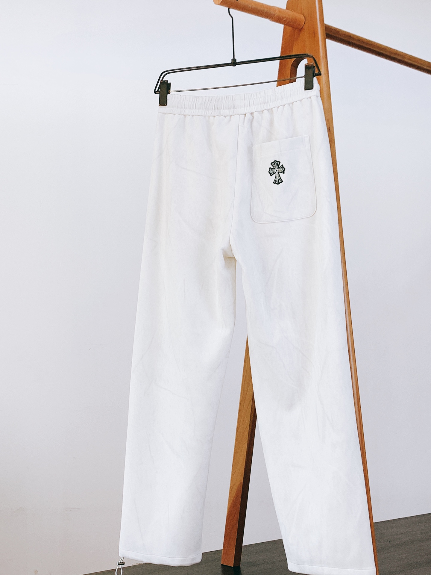 Chrome Hearts 克罗心 2025FW早秋新品时尚高街休闲裤，一款只需要一眼就能爱上的超高颜值